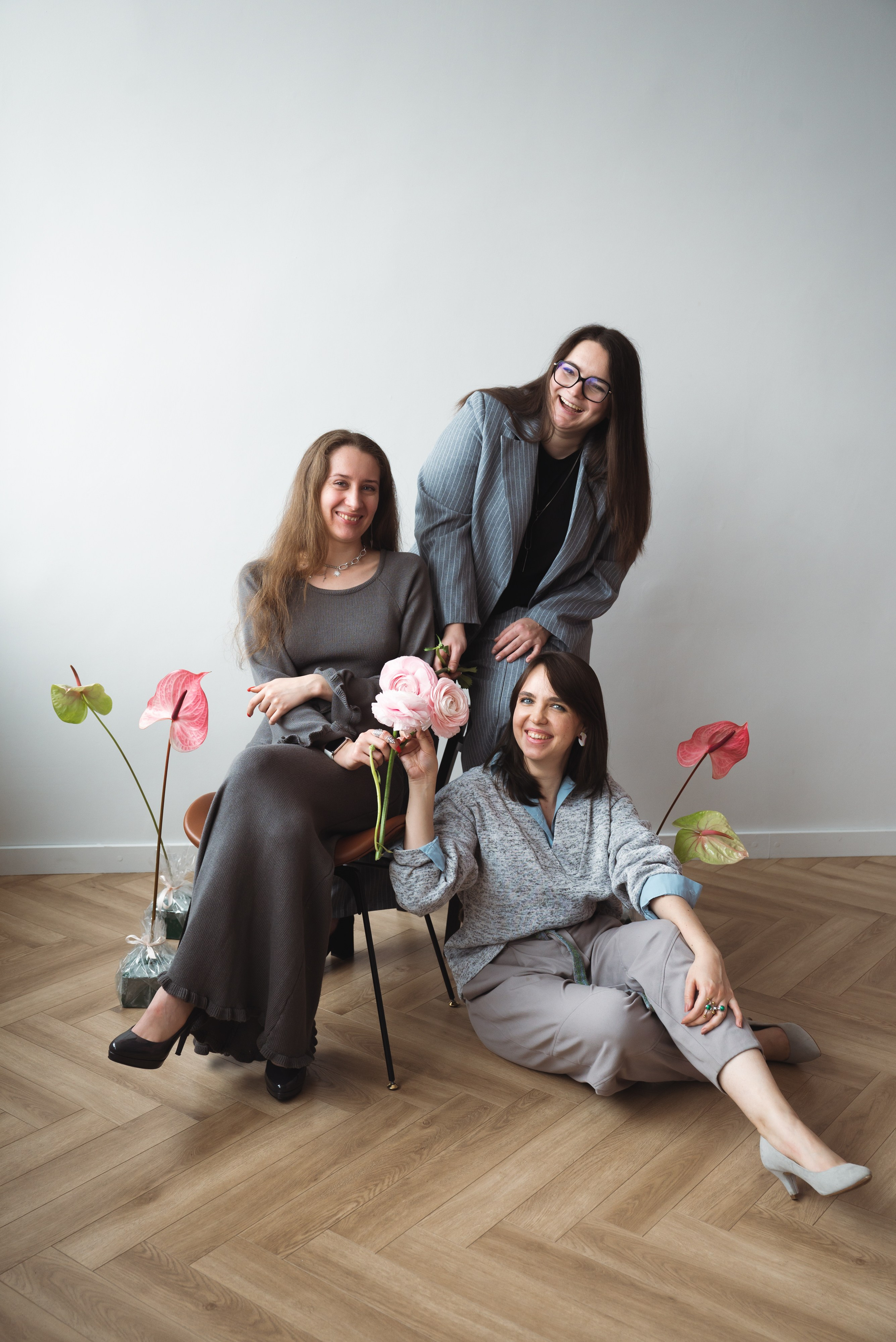 Маша, Алёна, Настя. Съемка подружек. Фотограф Москва Настя Профотовна. Репортажные, свадебные и контент фотосессии