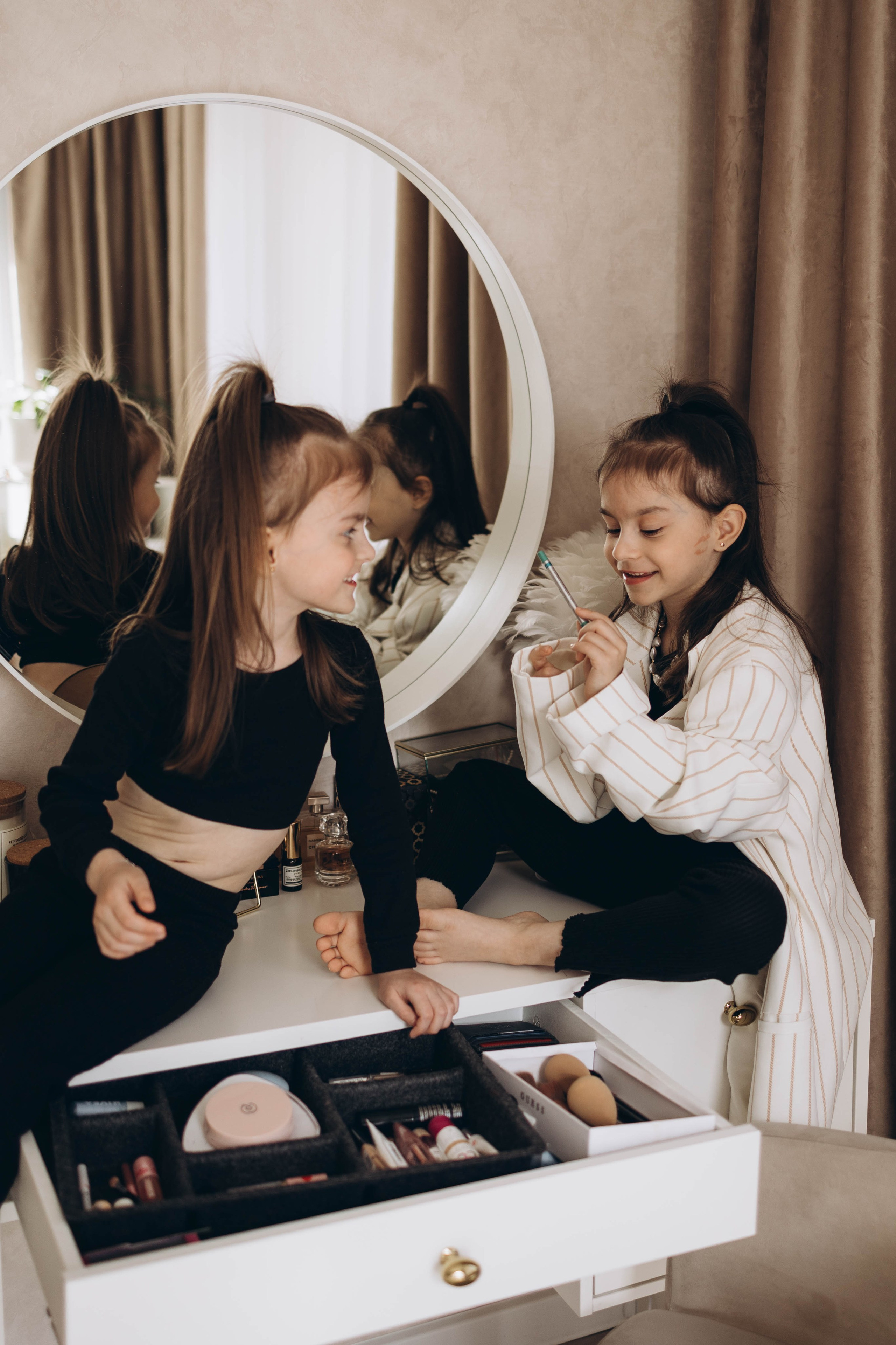 Наталия, Софа и Лиза. Семейный фотограф в Москве Виктория Ястребинская