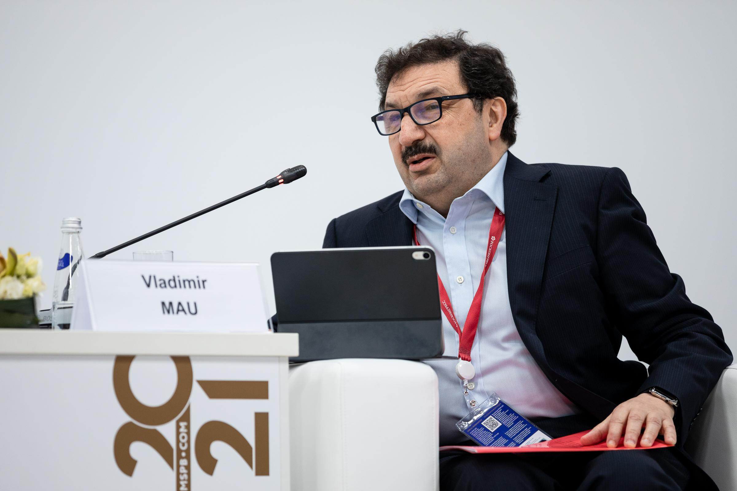 ПМЭФ 2021. Фотограф в Москве Даша Зуева