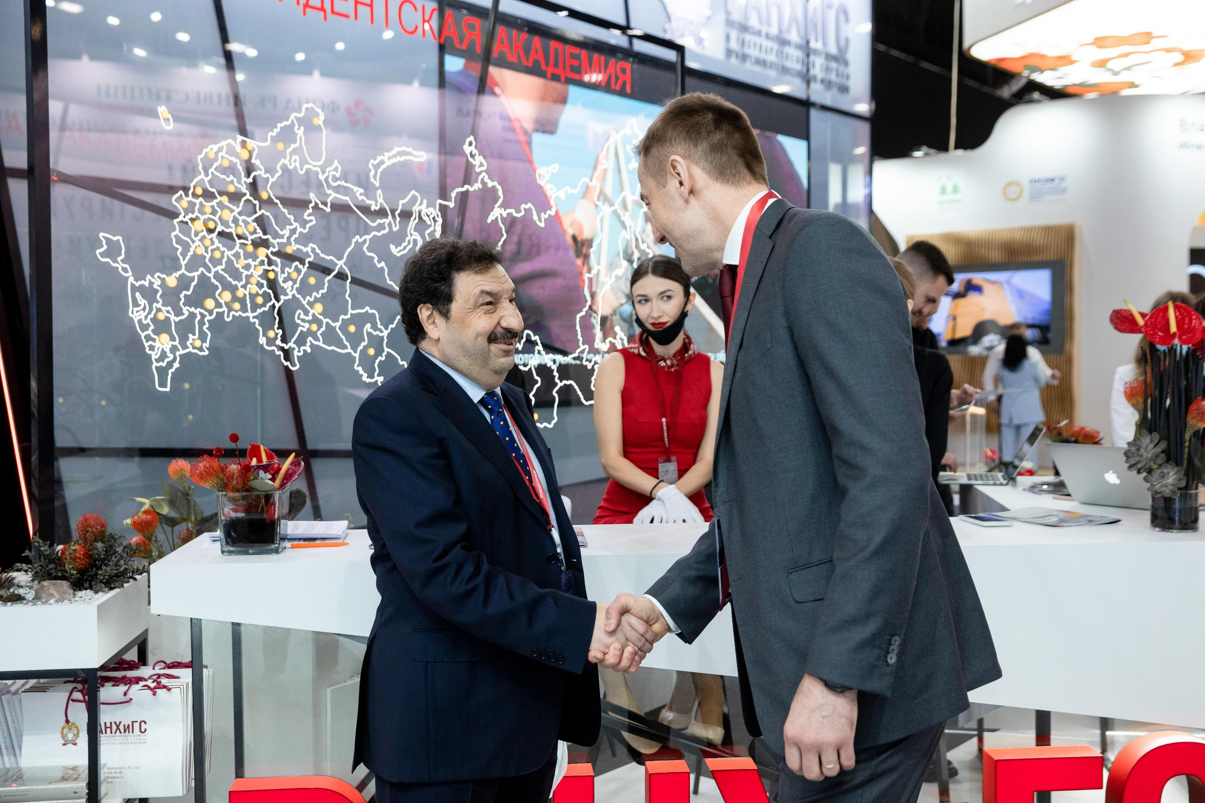 ПМЭФ 2021. Фотограф в Москве Даша Зуева