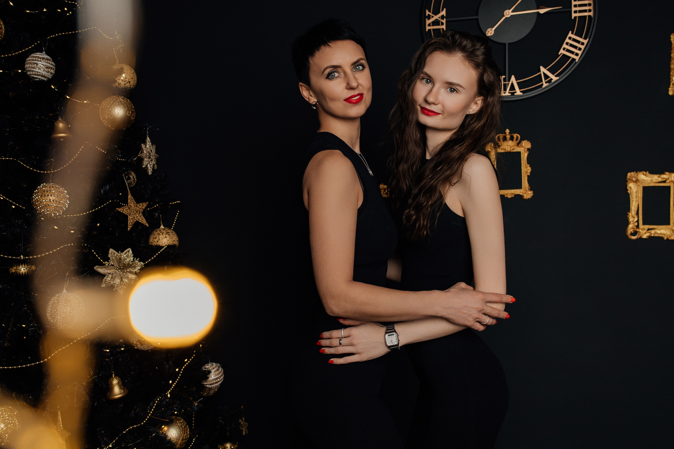 Алена и Люда