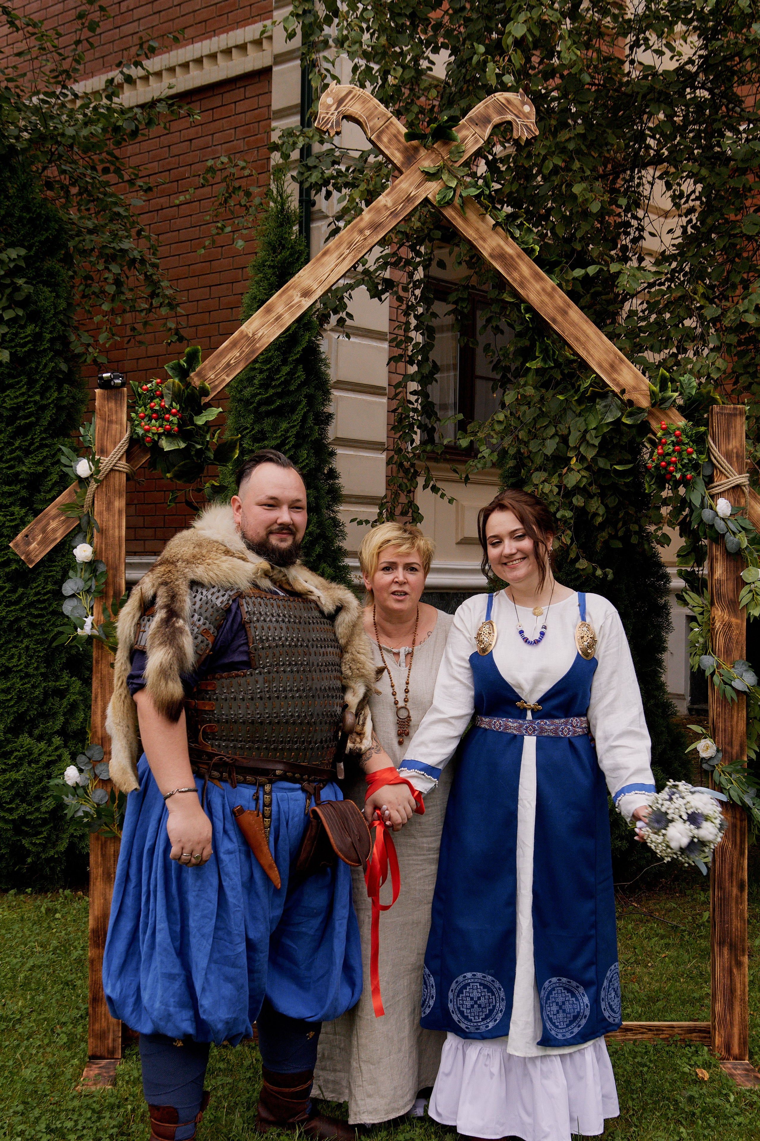 Юлия и Антон. Выездная роспись в стиле викингов. Фотограф лавстори Москва/МО Приятелева Ангелина