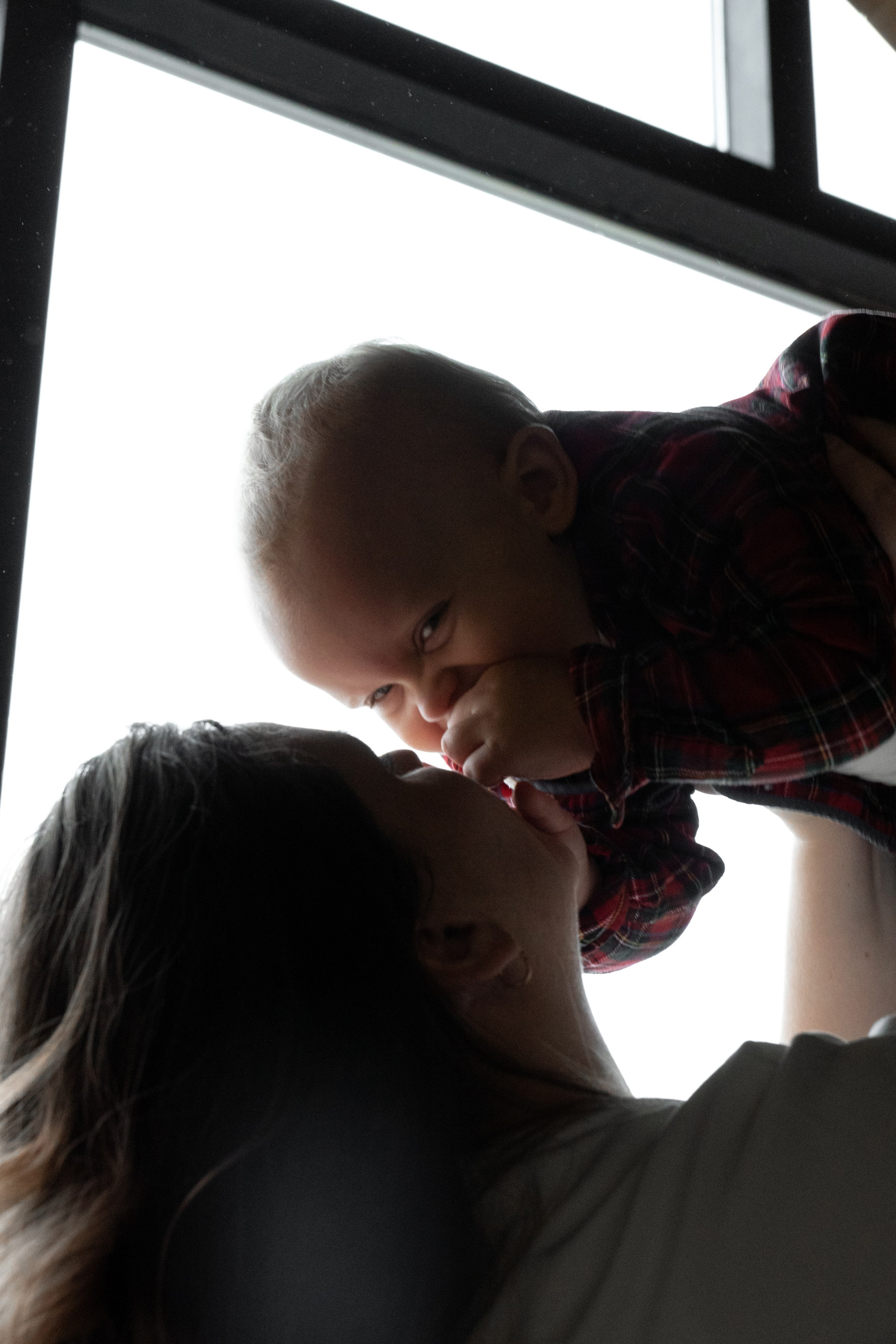 Семейная фотосессия в студии. Фото и видео съёмка в Москве и МО Александр Чапала и Трояк Алеся