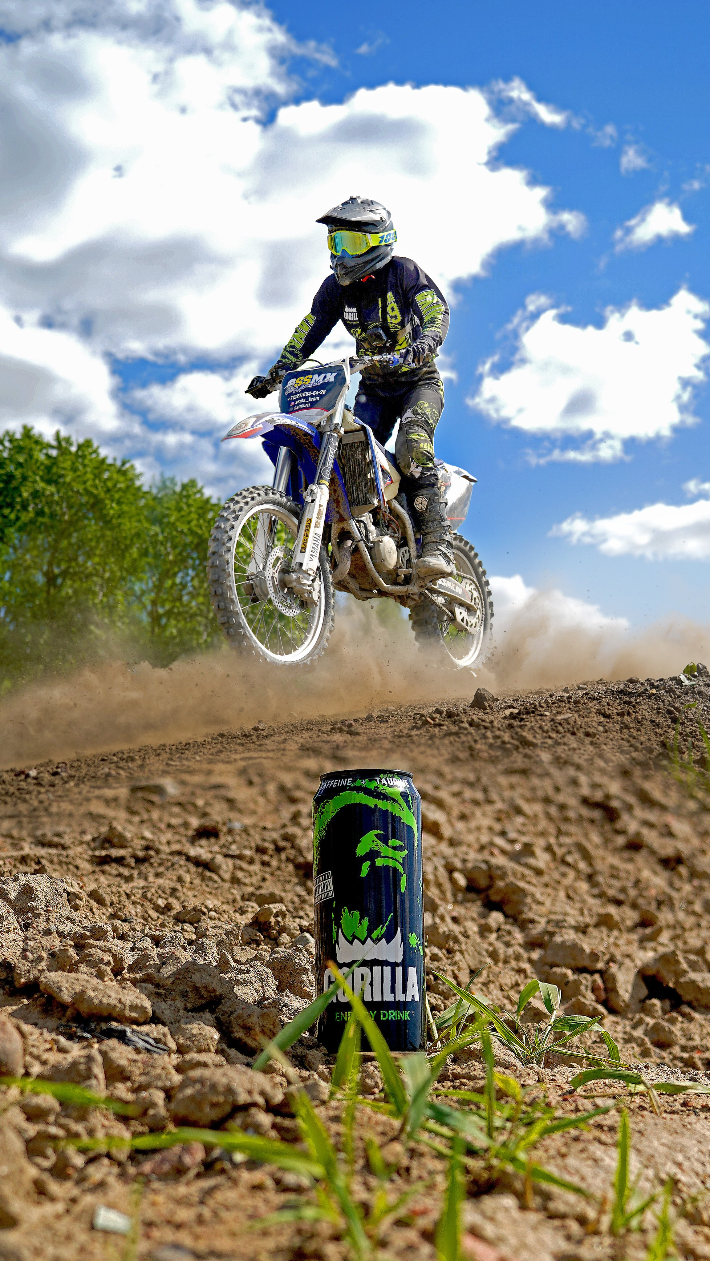 Катя Ли. Графический дизайнер Илья Левченко