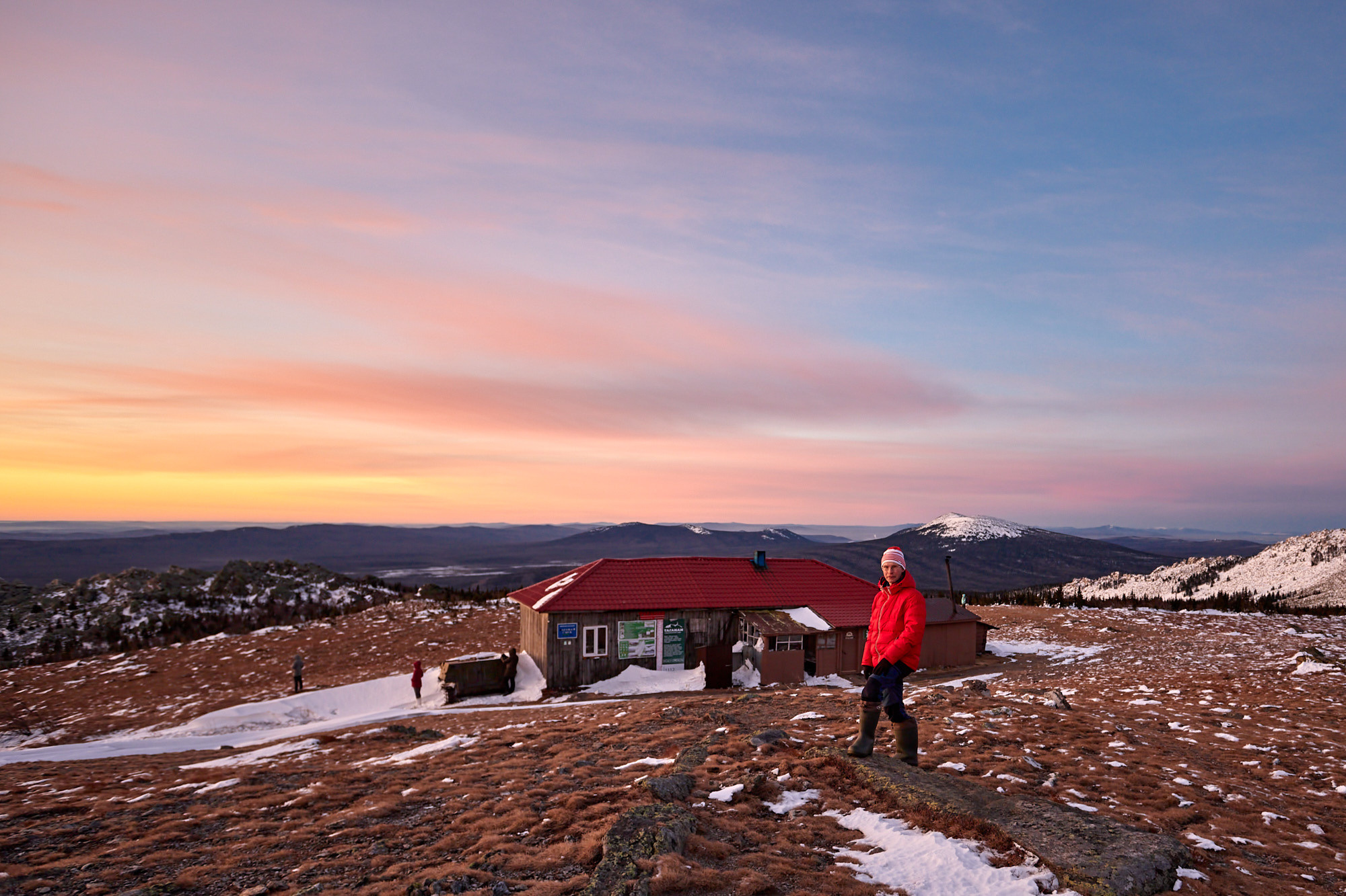 Гора Таганай, метеостанция. Фотограф из Екатеринбурга Игорь Тихомиров. Пейзажное фото и фотосессии