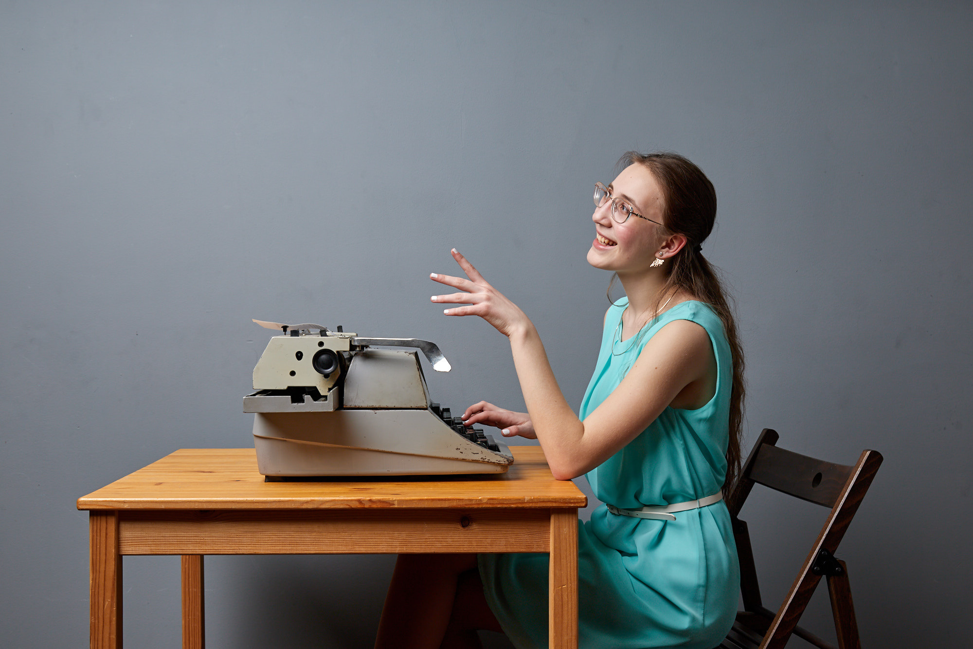 Фотосессия Элины в студии фотошколы GM Photo. Фотограф из Екатеринбурга Игорь Тихомиров. Пейзажное фото и фотосессии