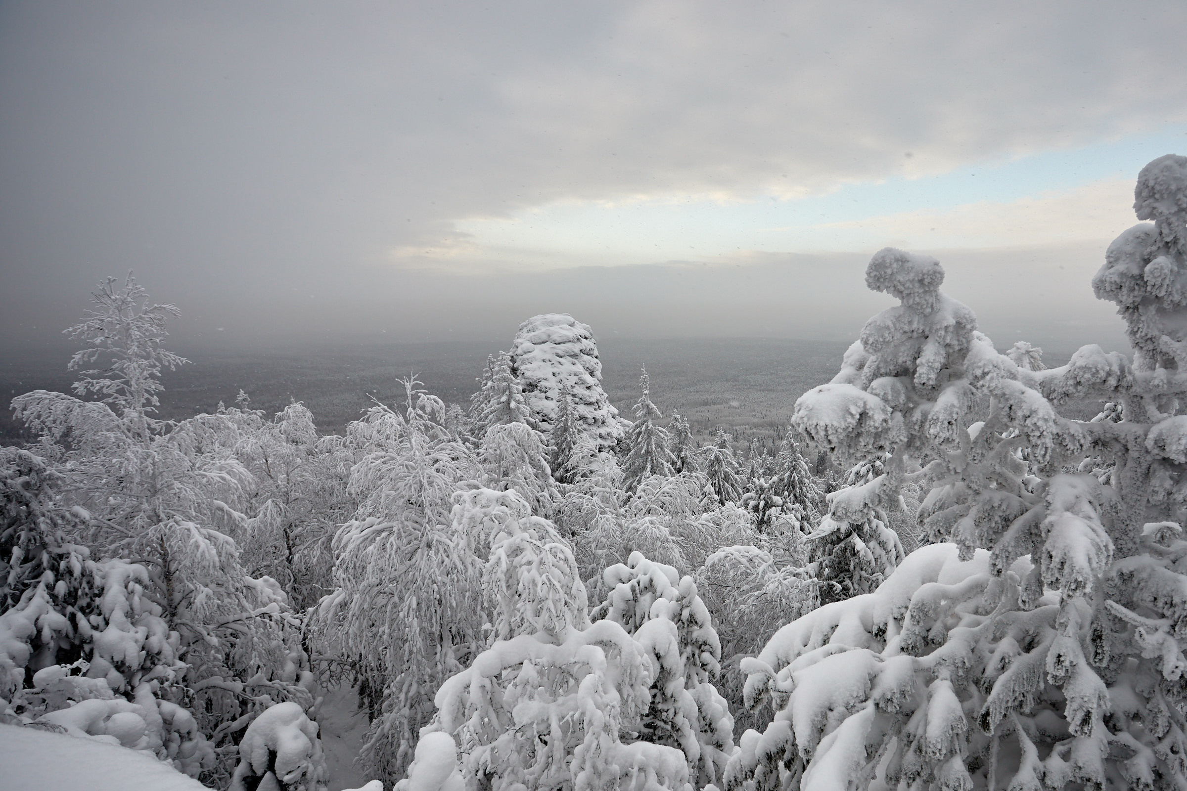 Каменный город в Пермском крае. Фотограф из Екатеринбурга Игорь Тихомиров. Пейзажное фото и фотосессии