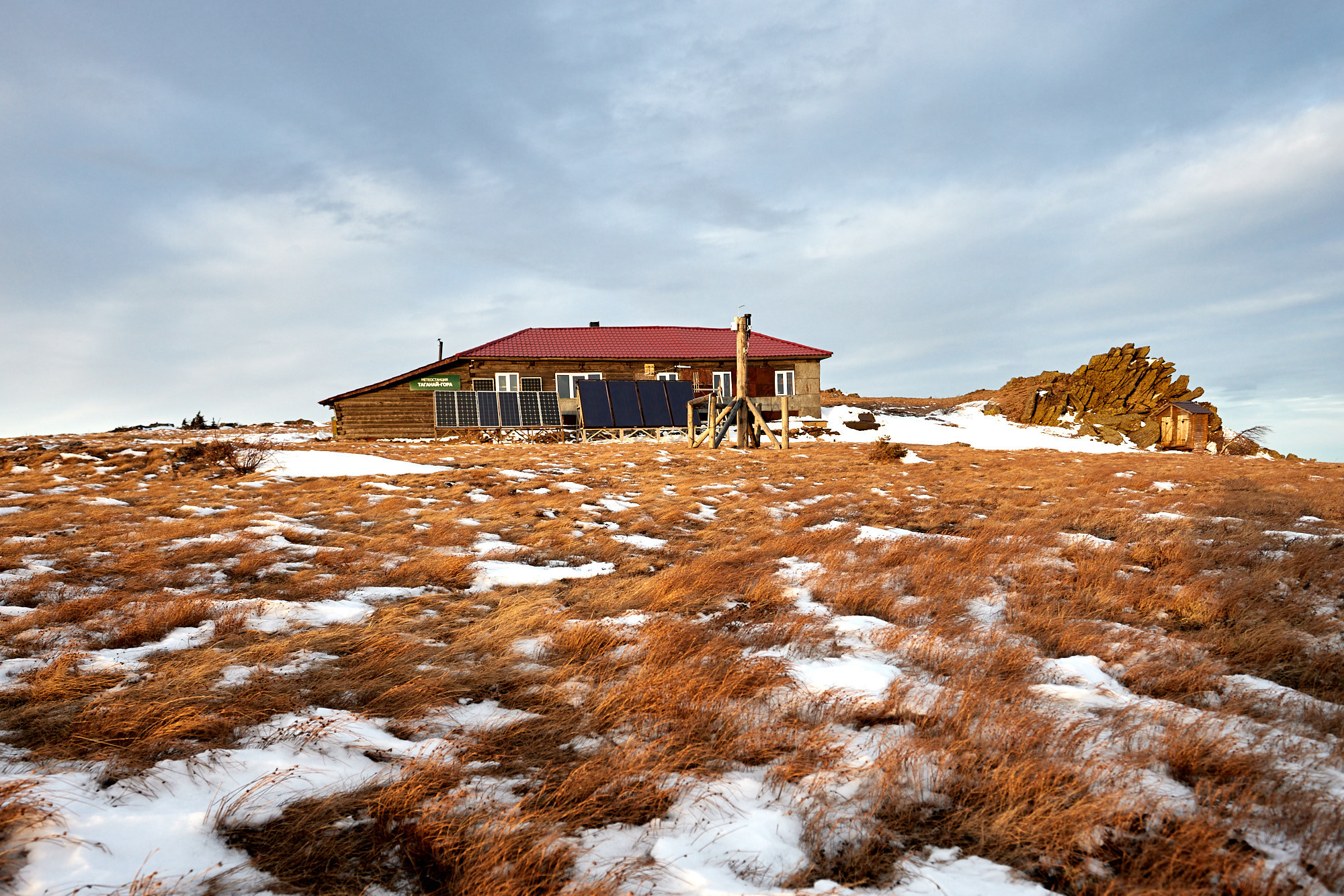 Гора Таганай, метеостанция. Фотограф из Екатеринбурга Игорь Тихомиров. Пейзажное фото и фотосессии