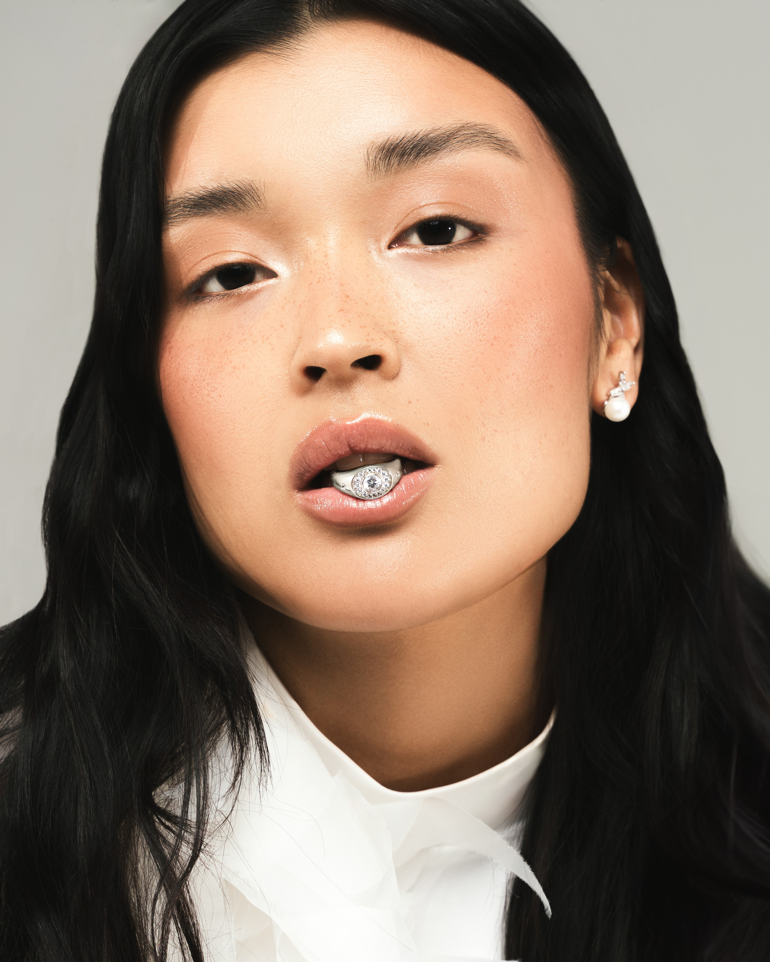 Yelle. Главная