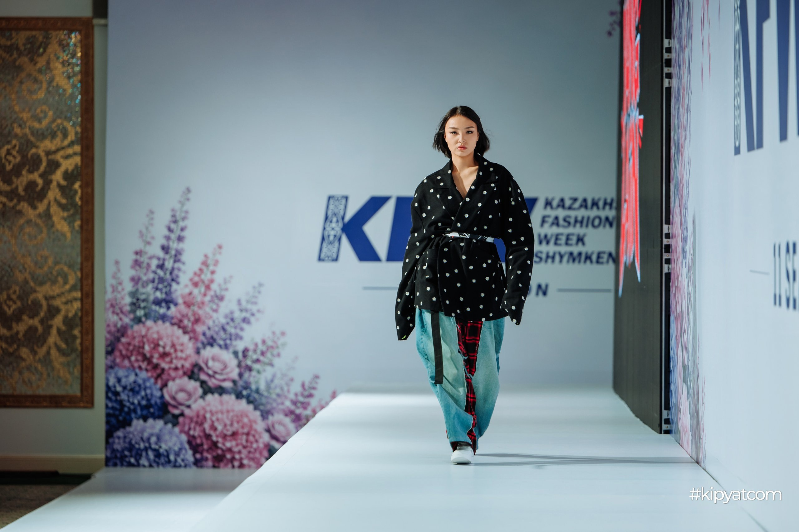 KAZAKHSTAN FASHION WEEK SHYMKENT 11 SEASON. Кипятком Шымкент