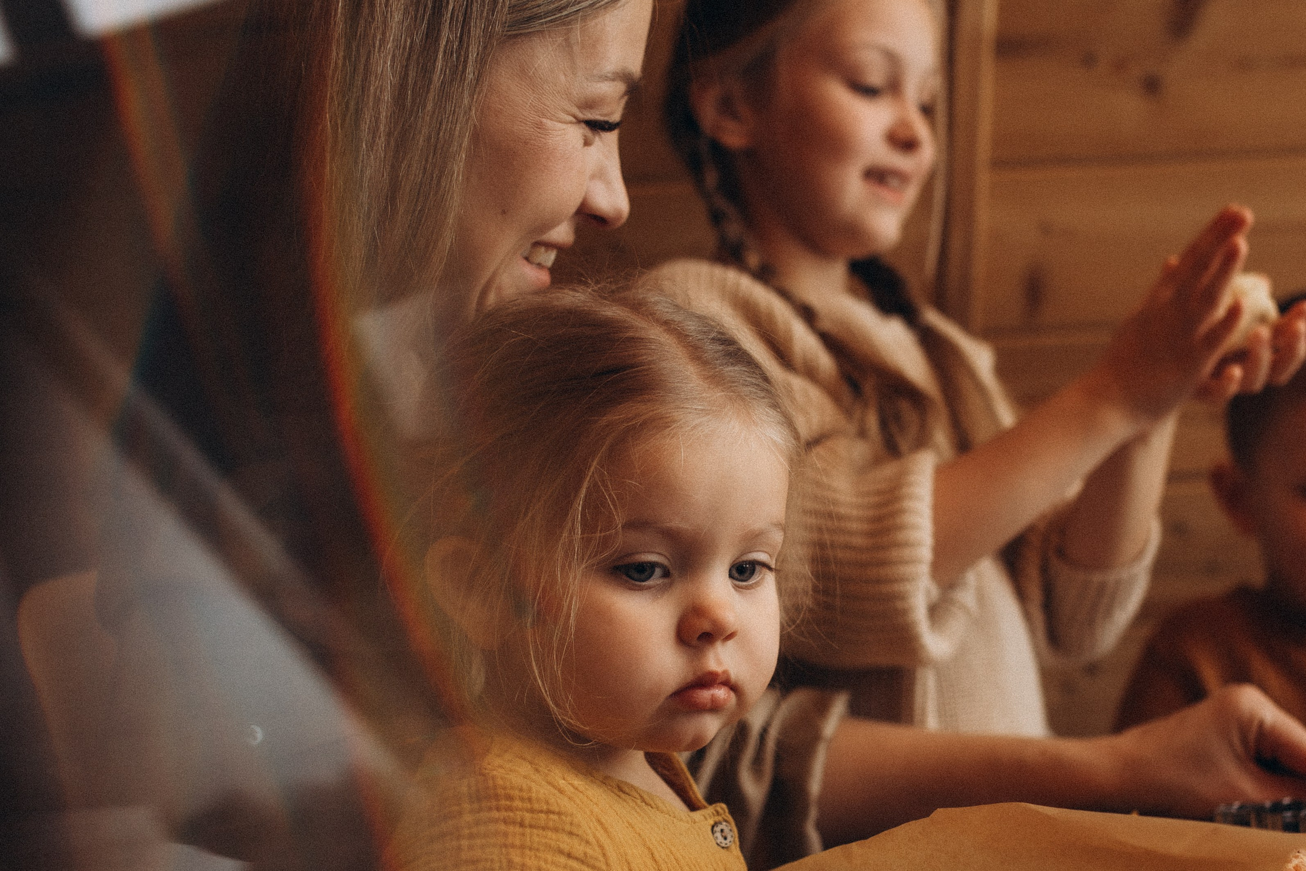 Предновогодняя история в домике. Семейный фотограф lifestyle в Новосибирске Елена Шпилевая