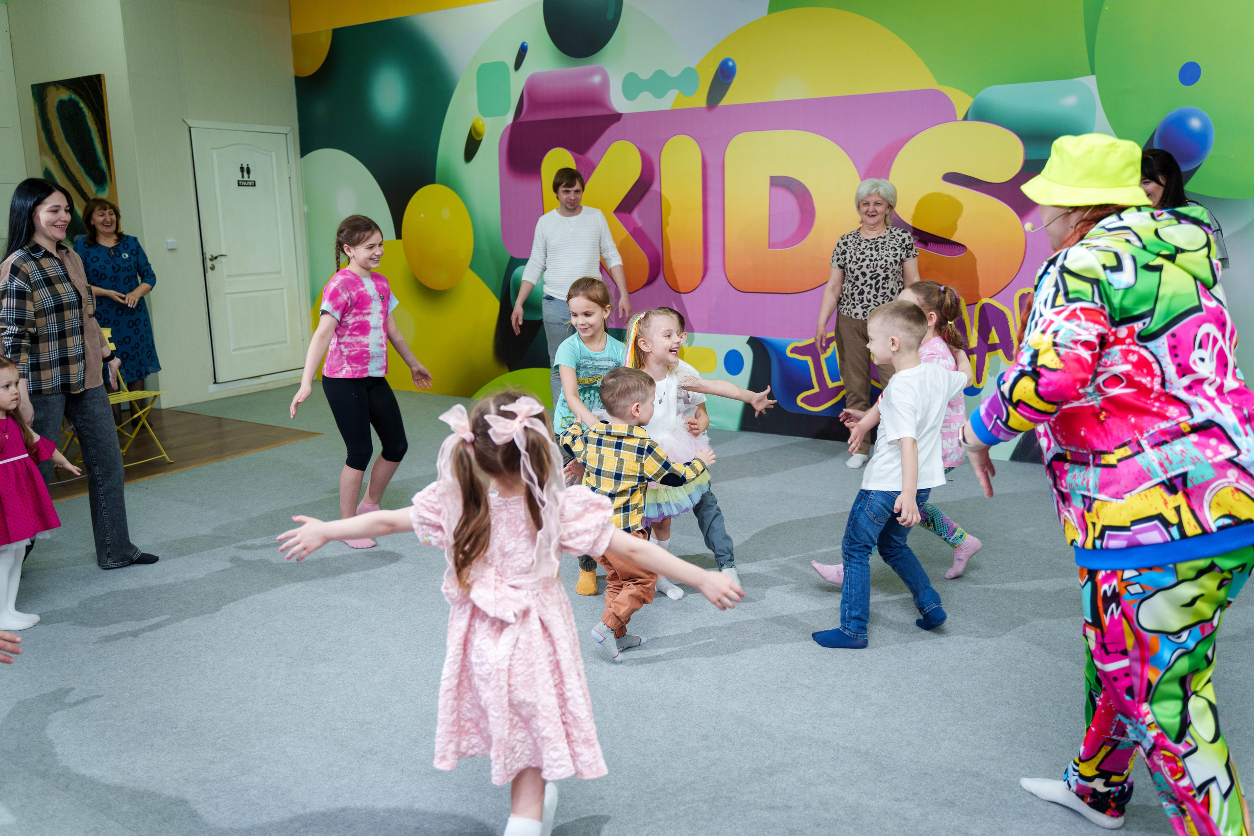Фотограф на детские праздники. Свадебный и семейный фотограф в Новосибирске Данил Коротких