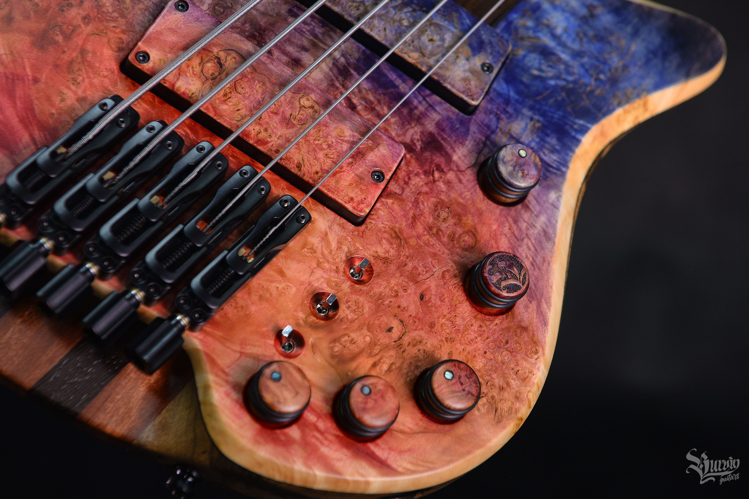 062 YAGA bass. Master of making guitars and basses to order