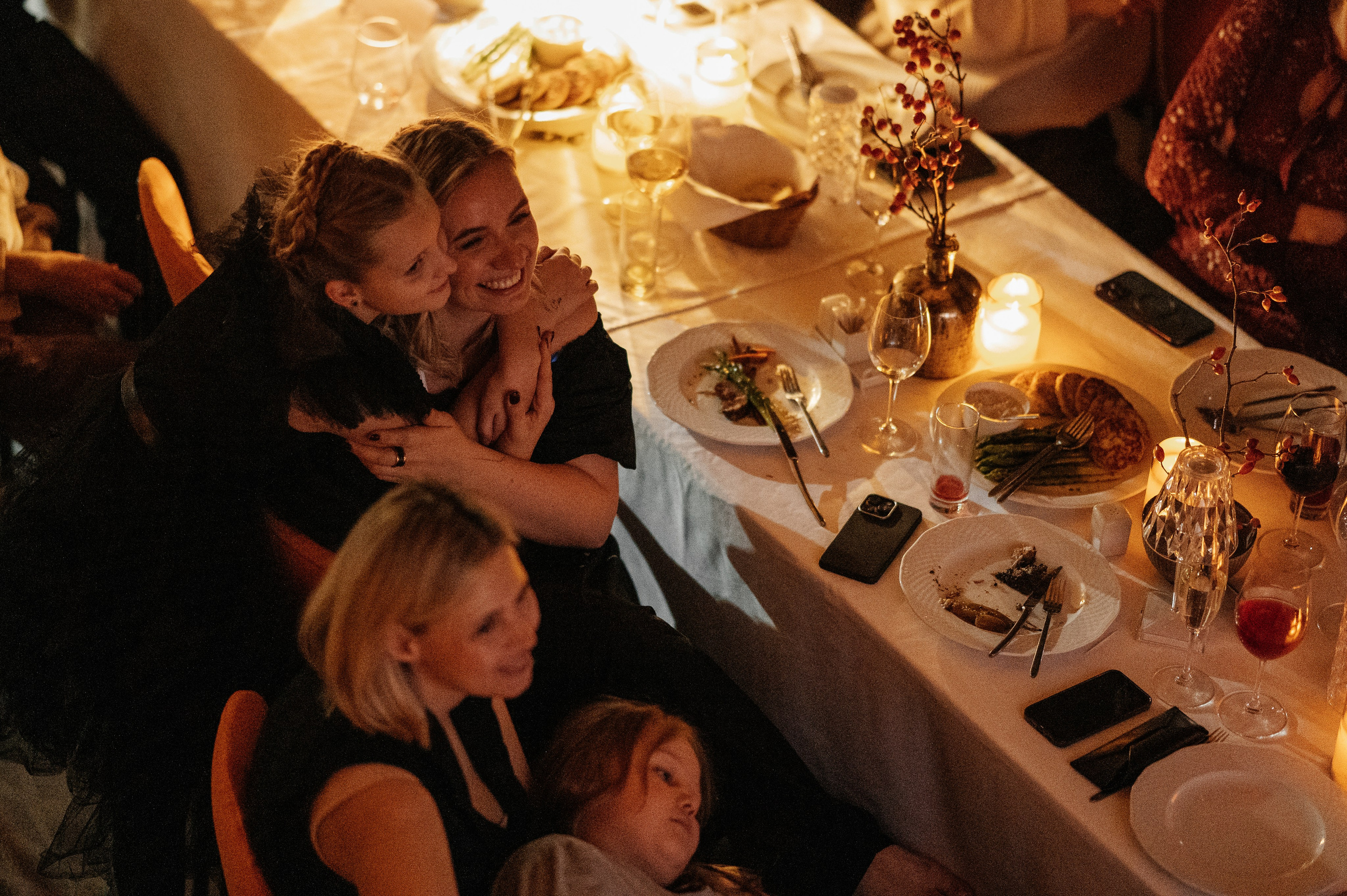 Невероятно атмосферный семейный ужин. Wedding photographer in Moscow and around the world Andrey Medvednikov