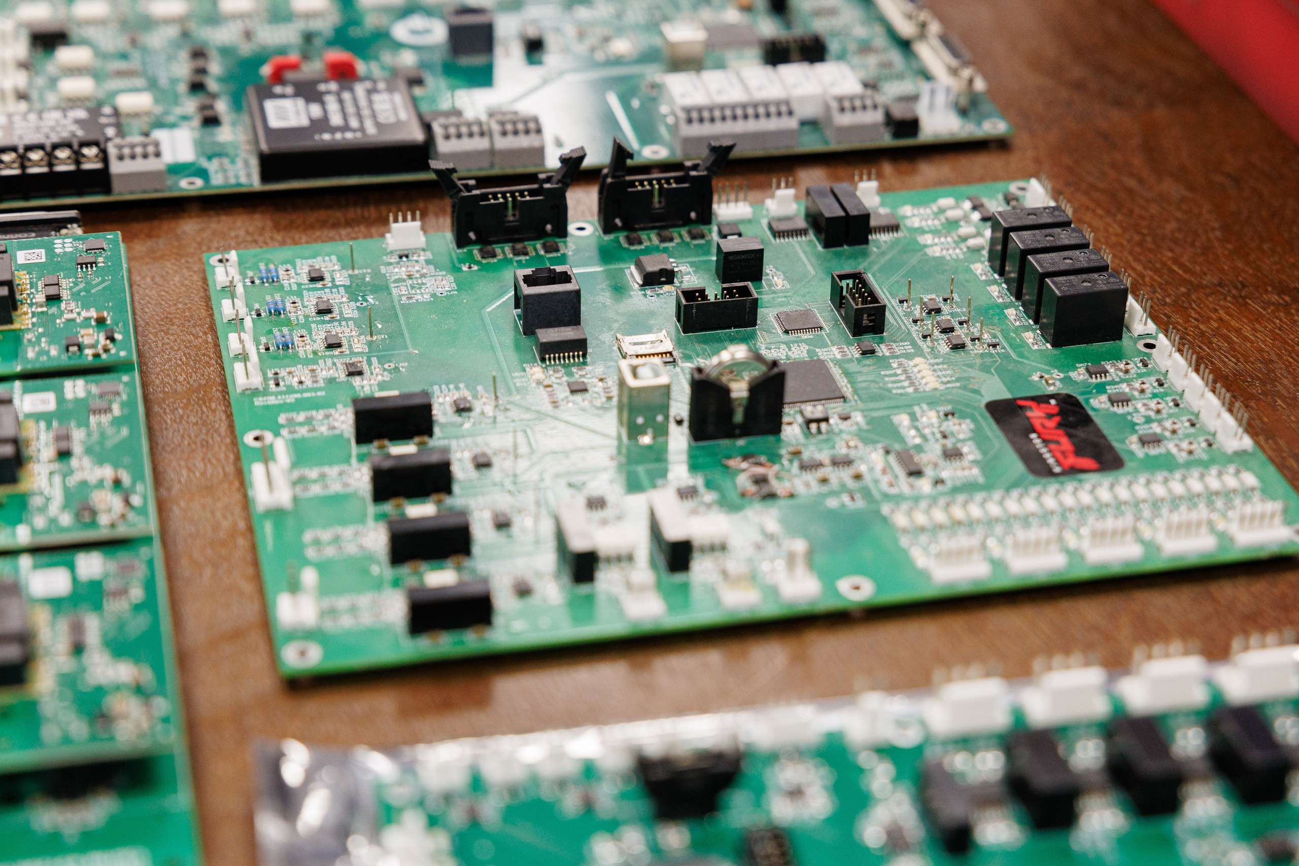 Вольтаг — Экскурсия по производству. Контент для бизнеса в Екатеринбурге Полдень Медиа