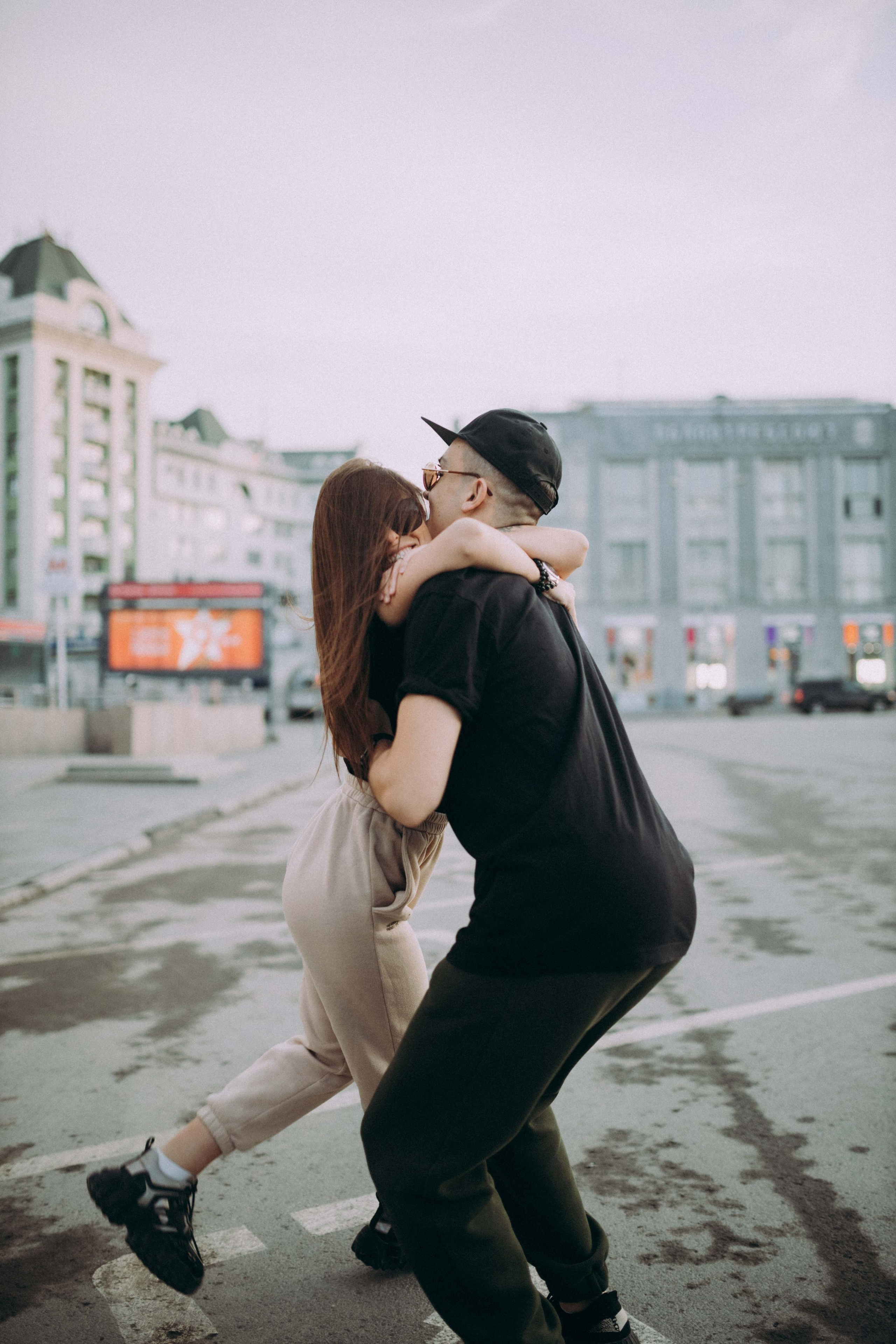 Эмиль и Диана. Свадебный фотограф Новосибирск | Готовность фото от 14 дней