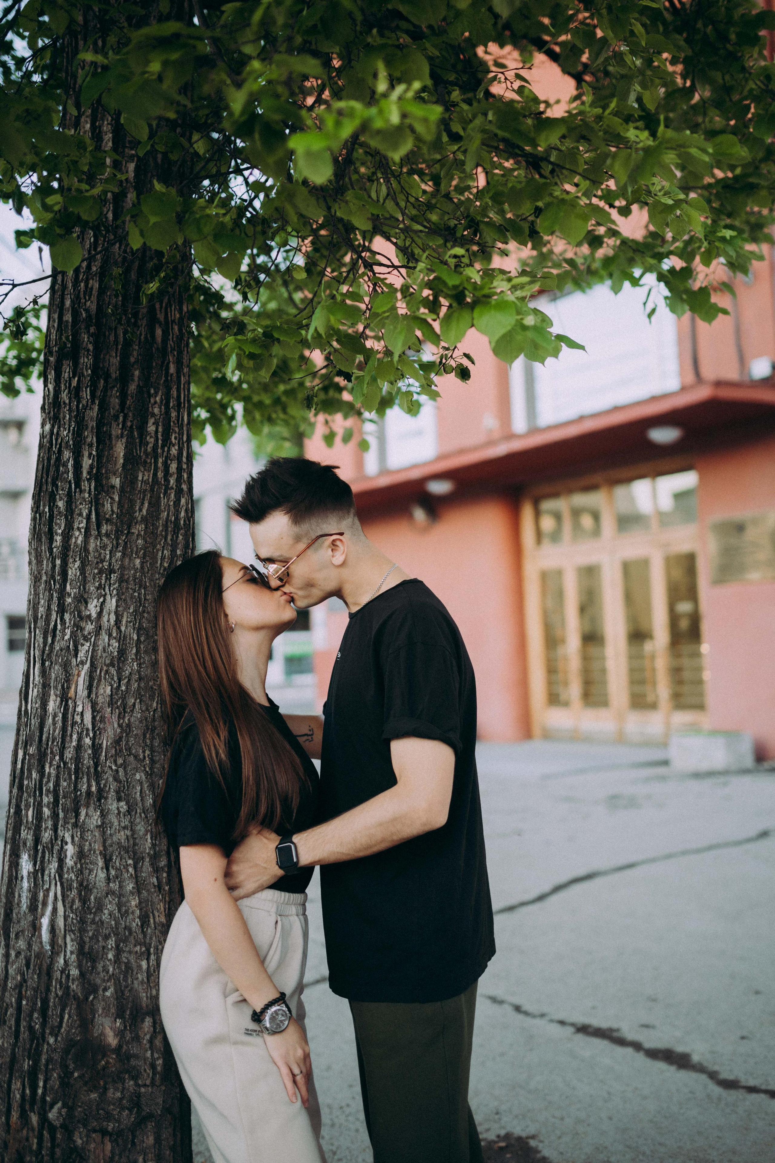 Эмиль и Диана. Свадебный фотограф Новосибирск | Готовность фото от 14 дней