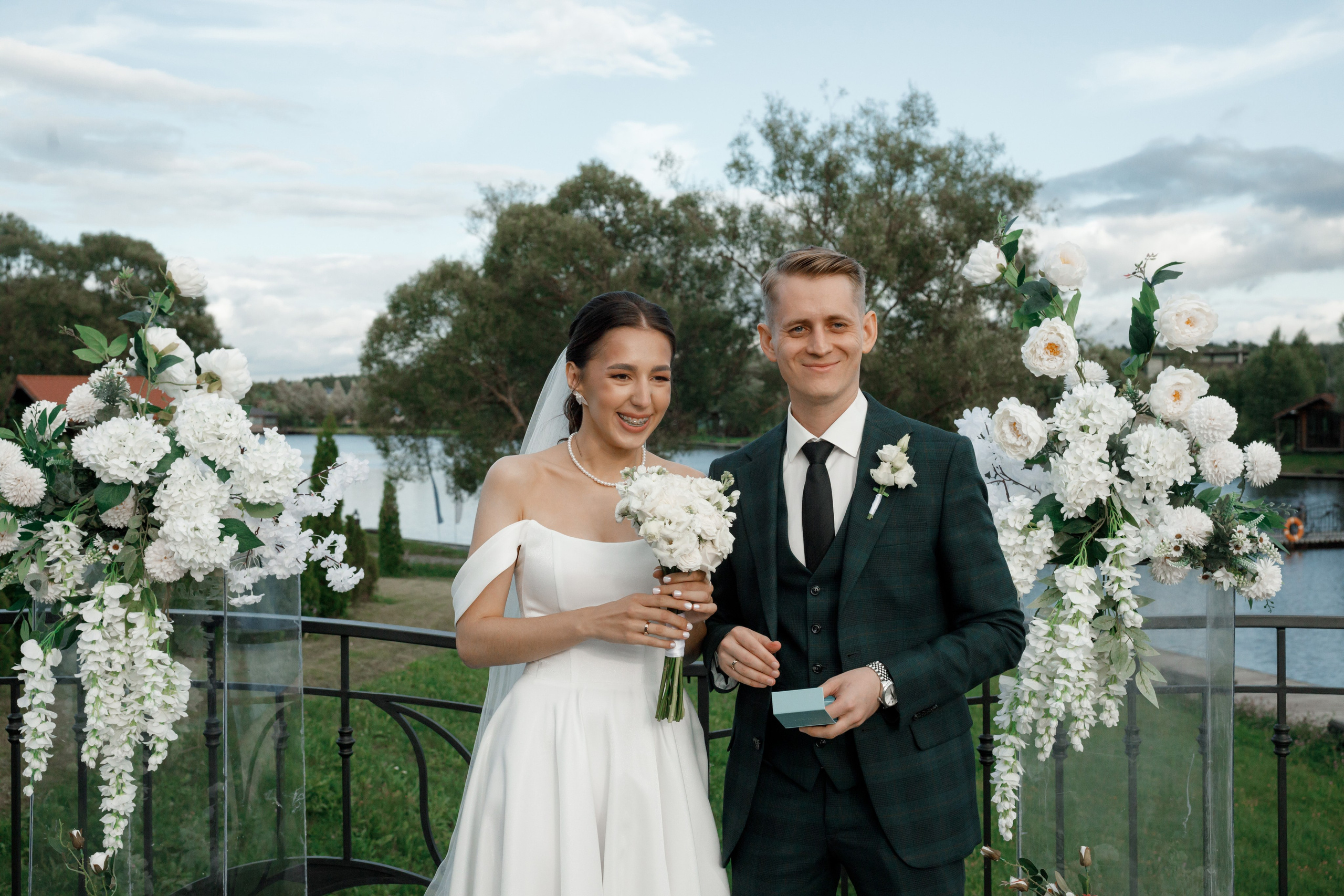 Регистрация в отеле Fish Point, ЗАГС Бутово, прогулка в Остафьево. Свадебный и репортажный фотограф (Москва, Королев и другие)