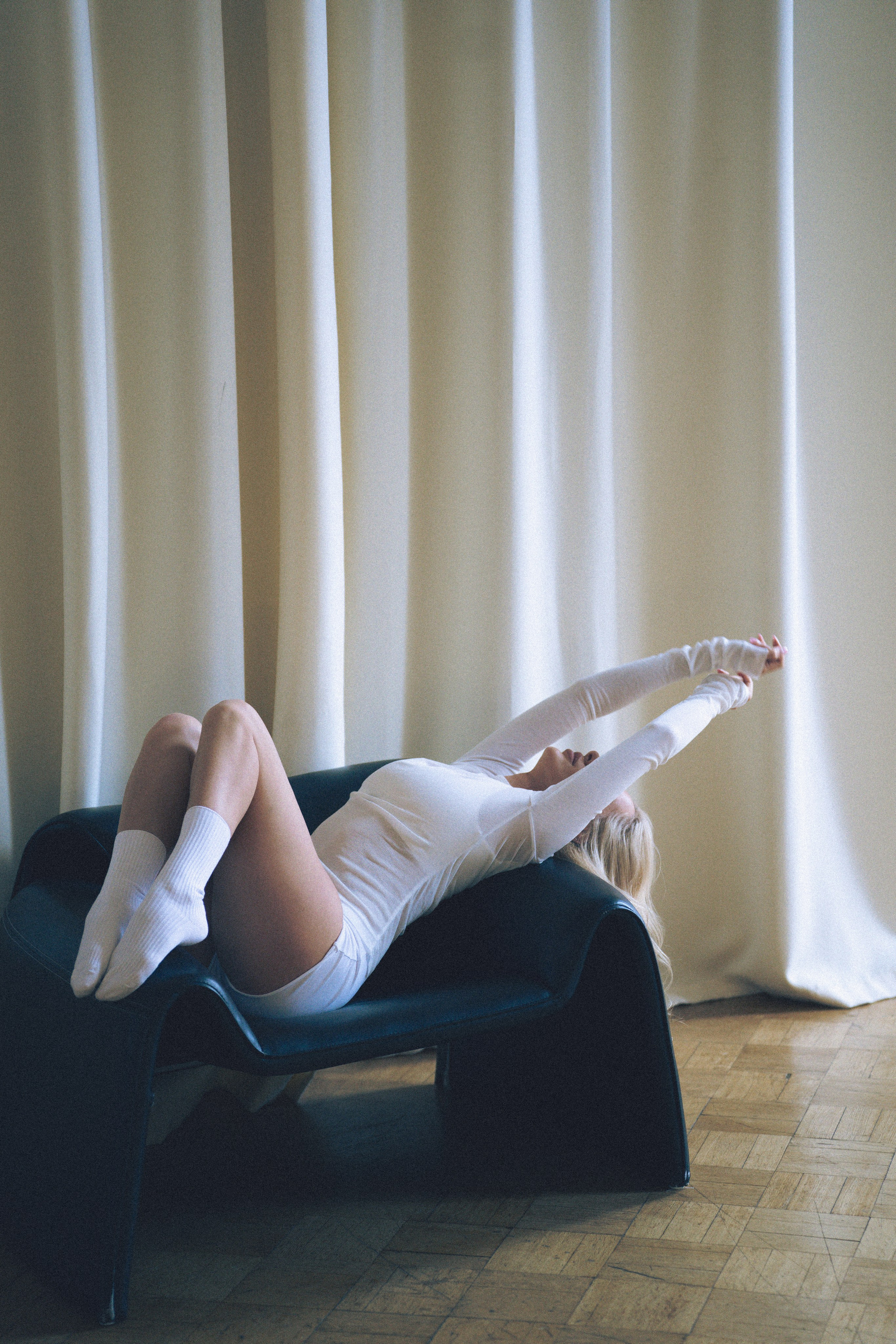 МИНИМАЛИЗМ В СТУДИИ НА ЧЕРНЫШЕВСКОЙ В СТУДИИ С БАЛКОНОМ. Профессиональный фотограф, Санкт-Петербург — Виктория Богомолова