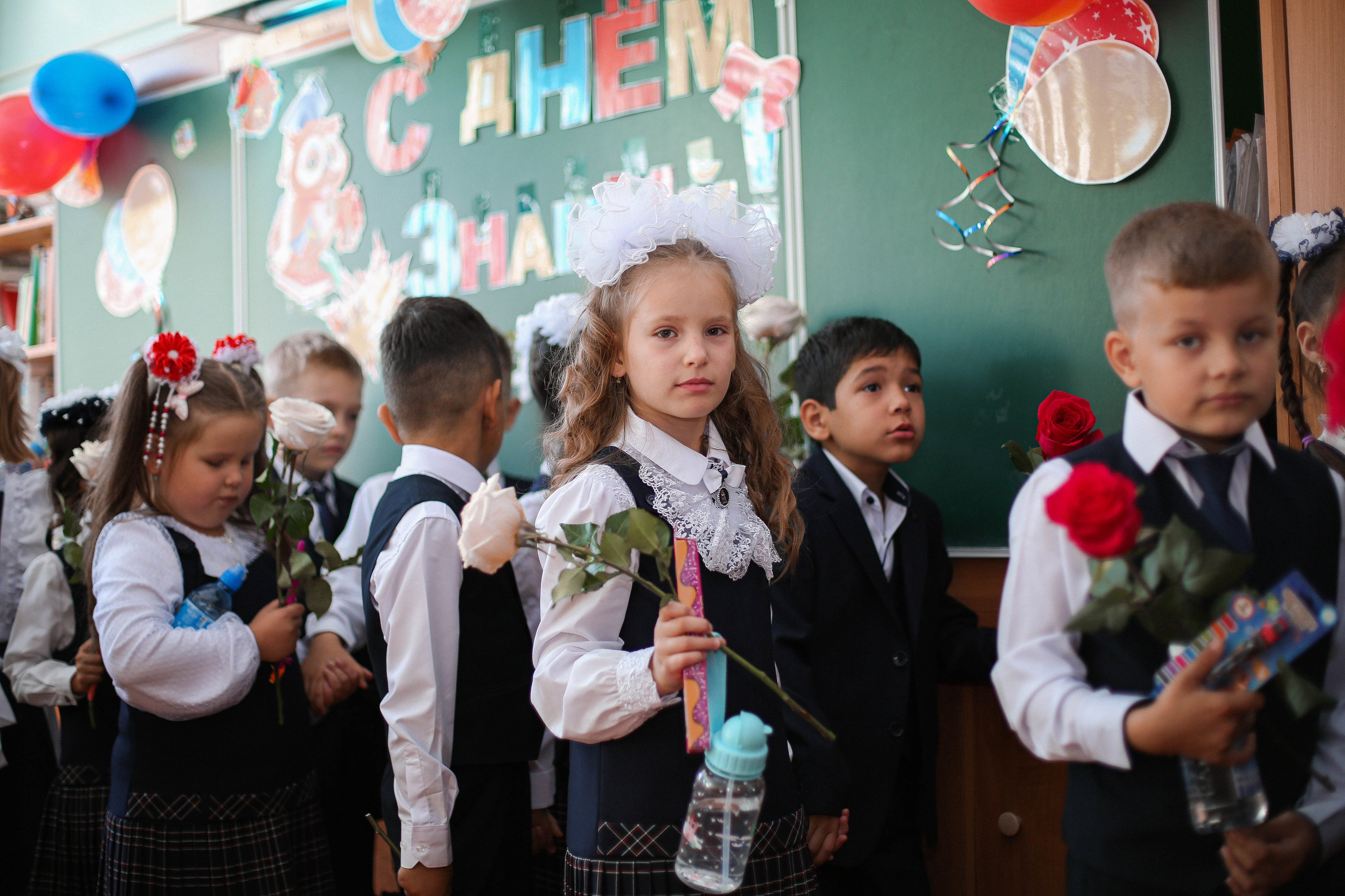День знаний 2024. Свадебный и Школьный фотограф Улан-Удэ Бурятия Джулия Топоева Выпускные альбомы Фотограф на мероприятие