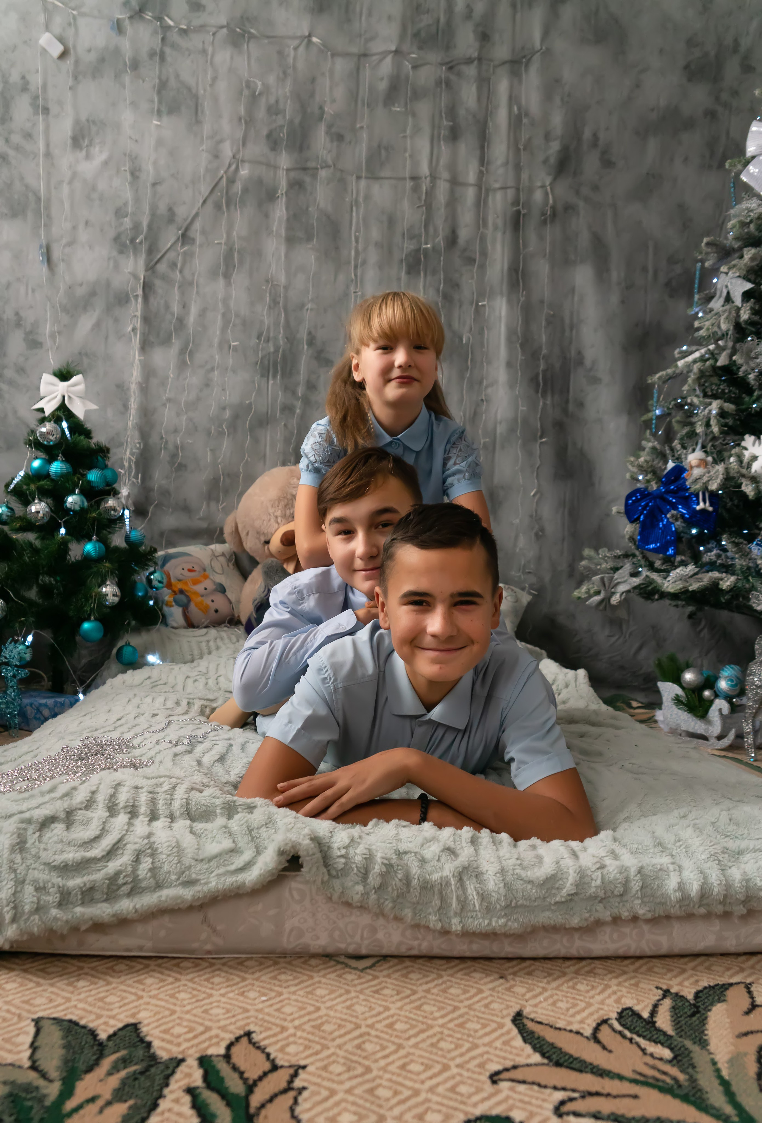 Семейная новогодняя съемка. Семейный и детский фотограф Тула Ясногорск Тульская область Надежда Кукушкина