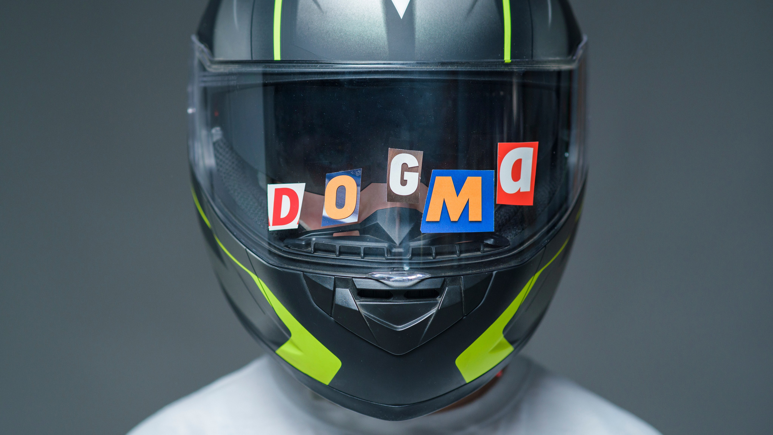 Фотопроект самоизоляция, сомнамбула, сновидческие видения, философия, одиночество, арт-фотография. девушка