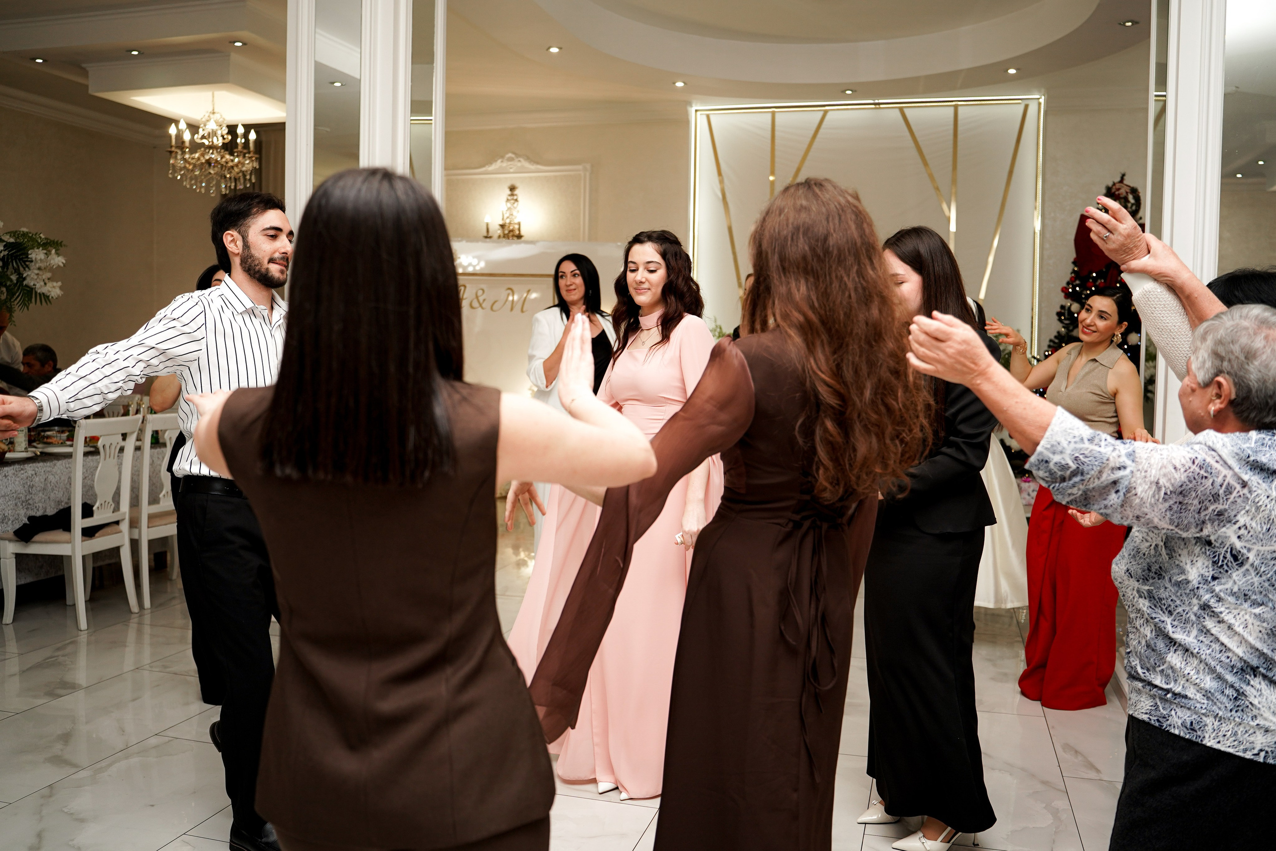 Сватовство. Свадебный фотограф в Ростове-на-Дону. Таинство Крещения и Венчания, семейные фотосессии. Алёна Чёботова