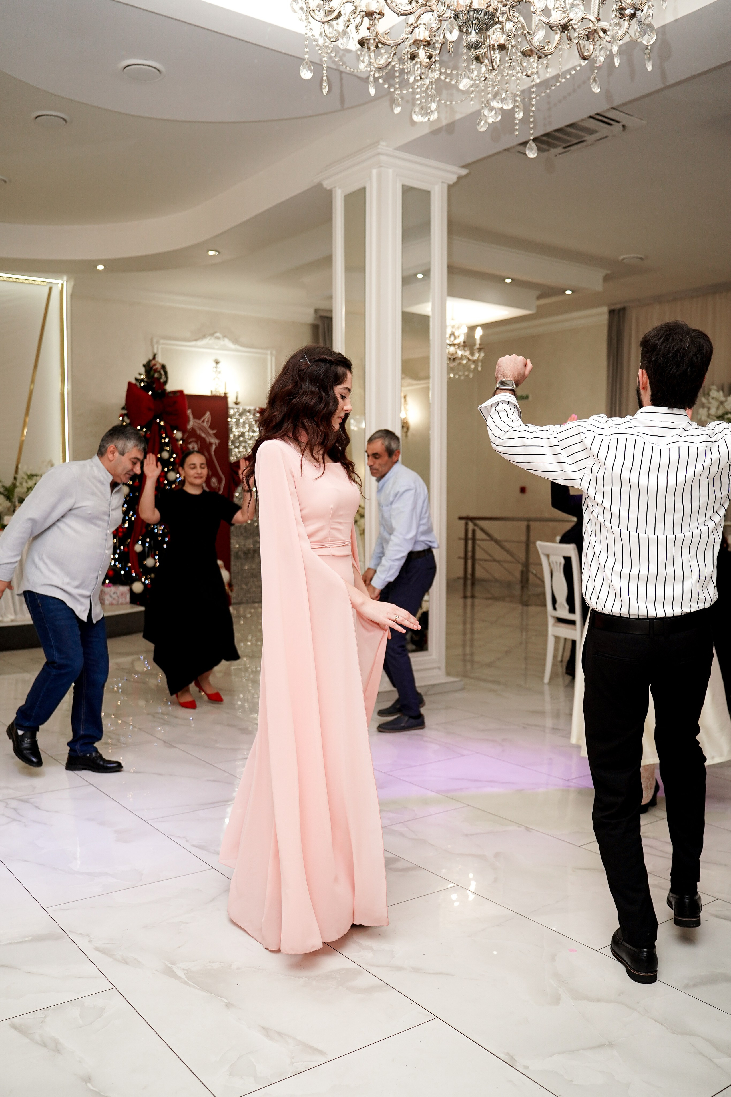 Сватовство. Свадебный фотограф в Ростове-на-Дону. Таинство Крещения и Венчания, семейные фотосессии. Алёна Чёботова