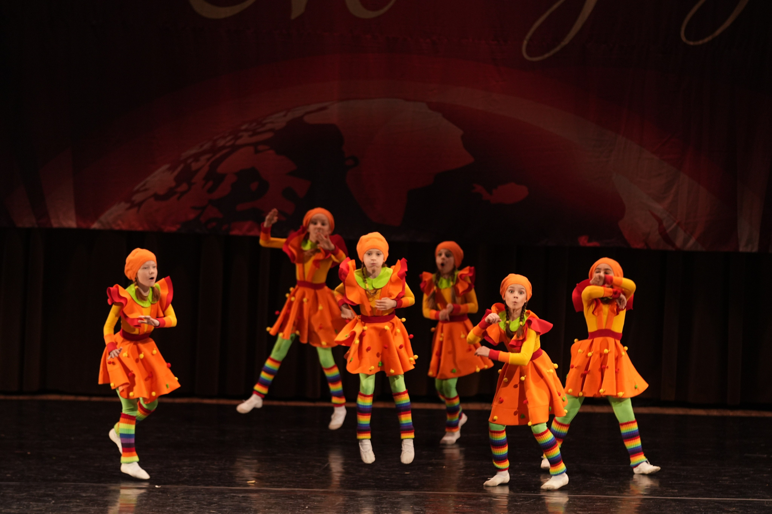 7 декабря, блок 3, г. Москва. Золотое яблочко