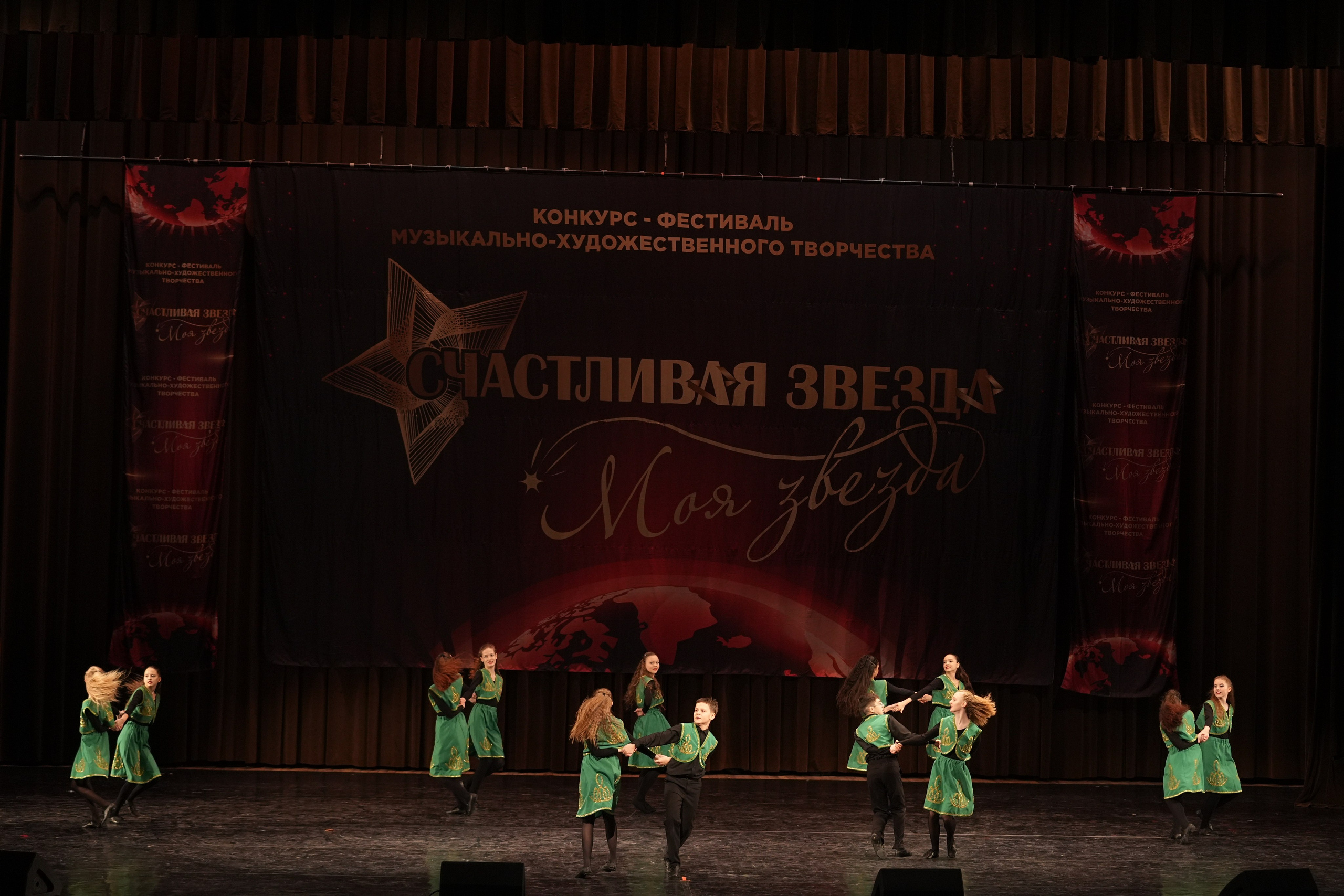 7 декабря, блок 1, г. Москва. Золотое яблочко