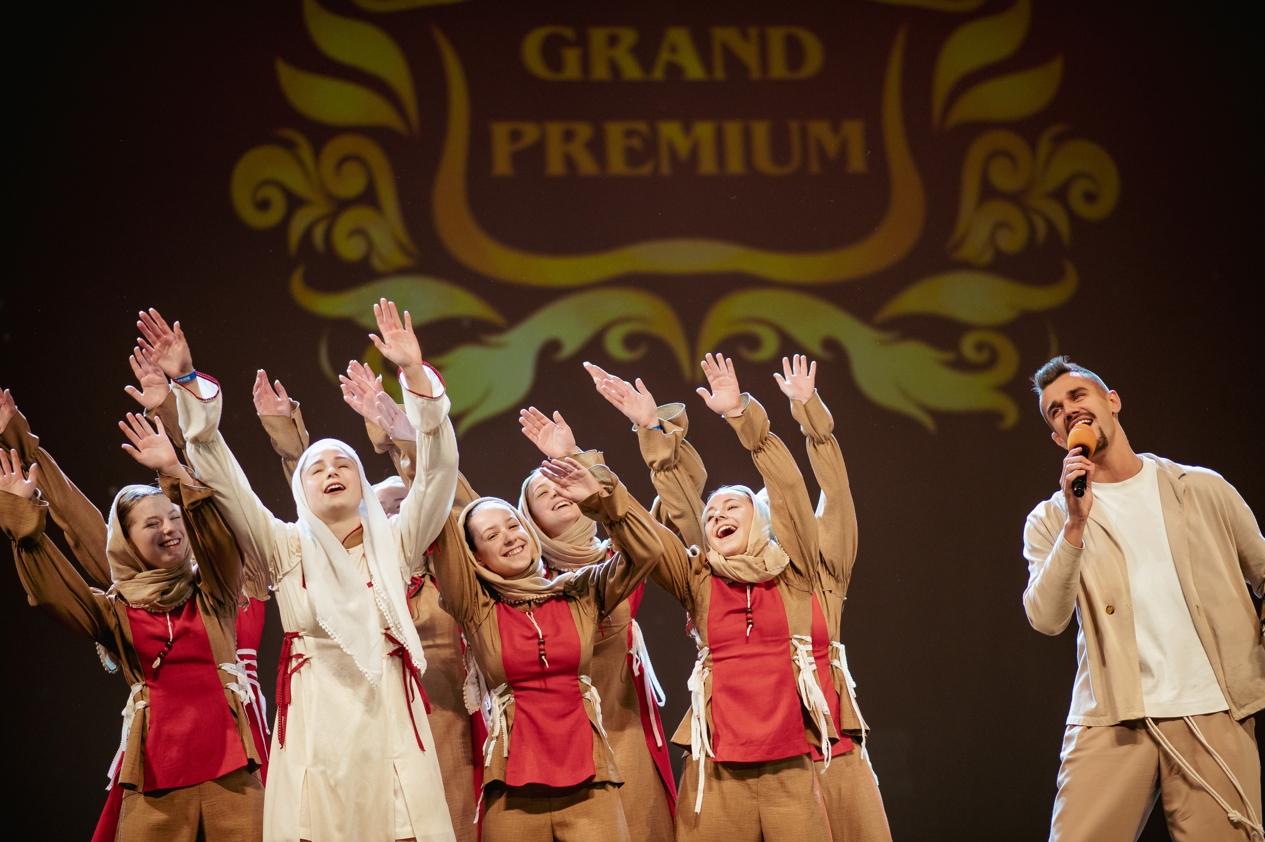 MD PRIDE GRAND PREMIUM. SASHA SKETCHER