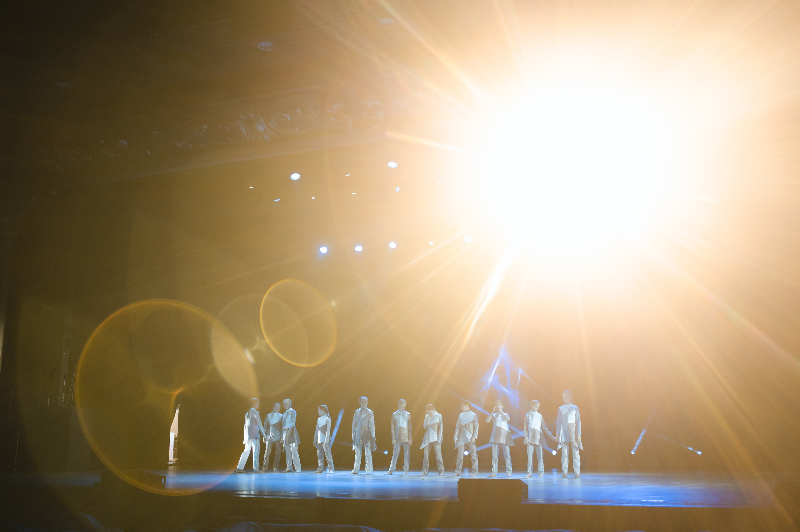 «ИДИ НА СВЕТ», ТХМ «Стиль». SASHA SKETCHER