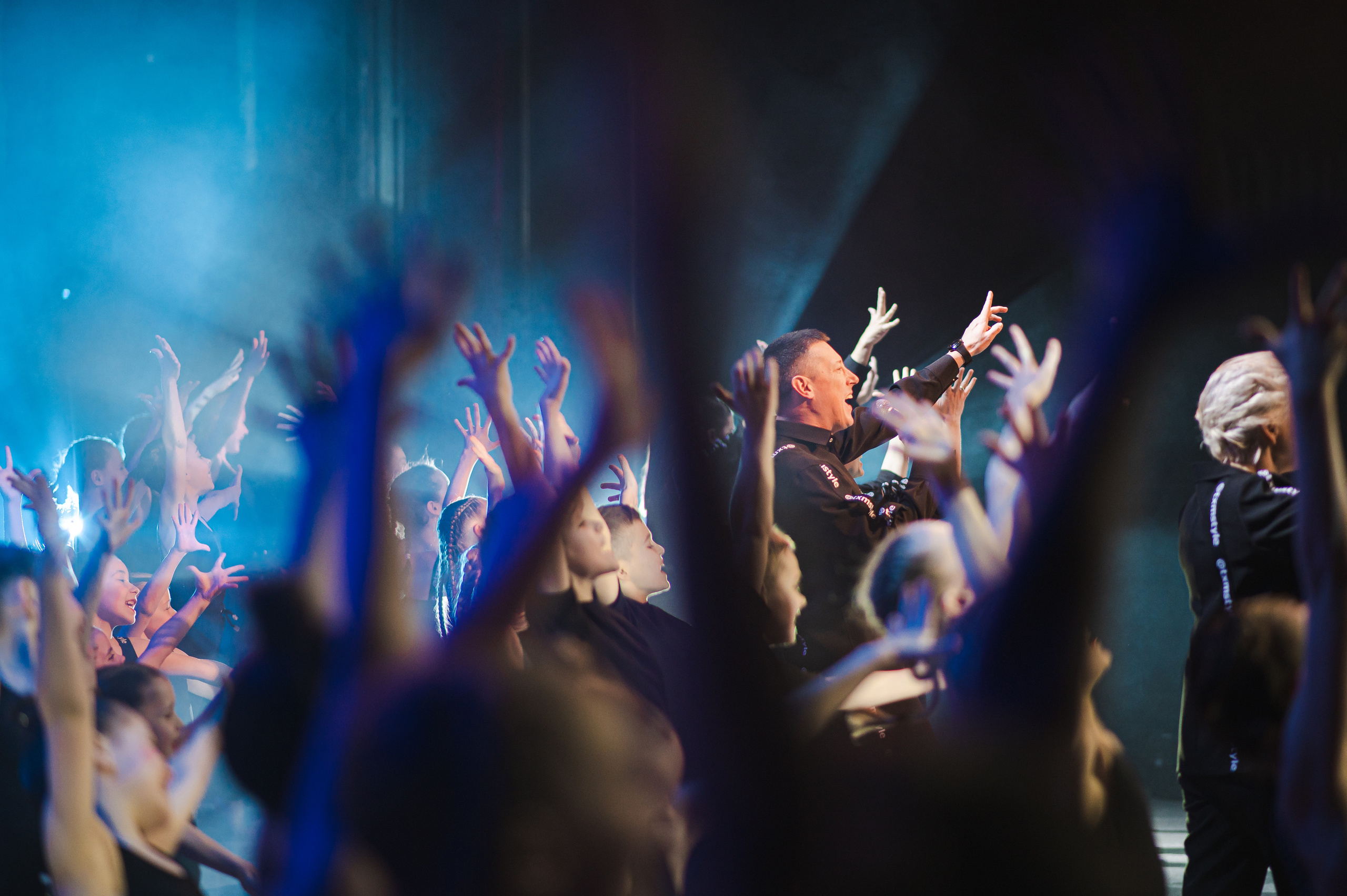 «ИДИ НА СВЕТ», ТХМ «Стиль». SASHA SKETCHER