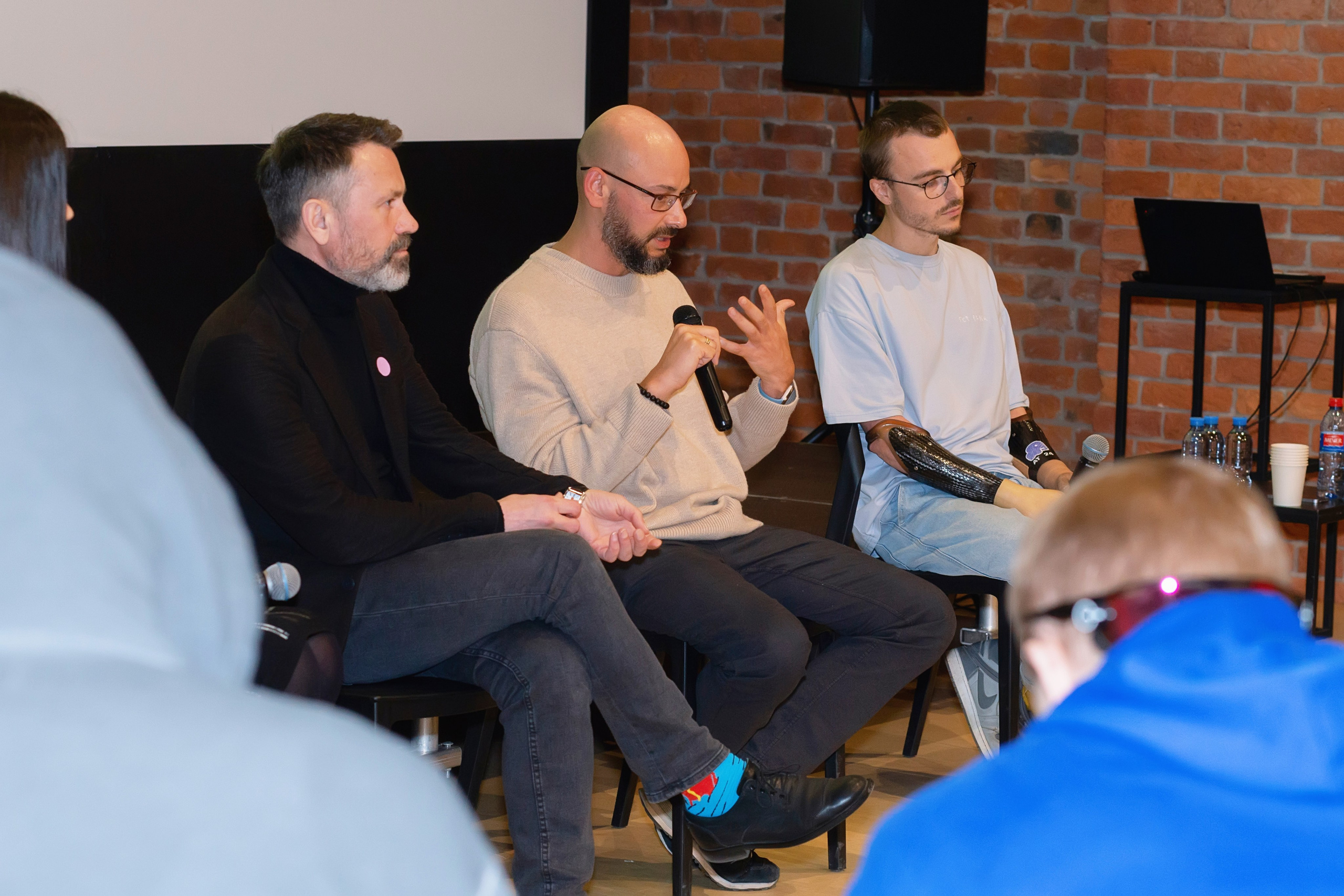 Фотосъемка дискуссии в Новой Голландии СПБ Публичное мероприятие. Портретные фотосессии, контент-съемки, репортаж