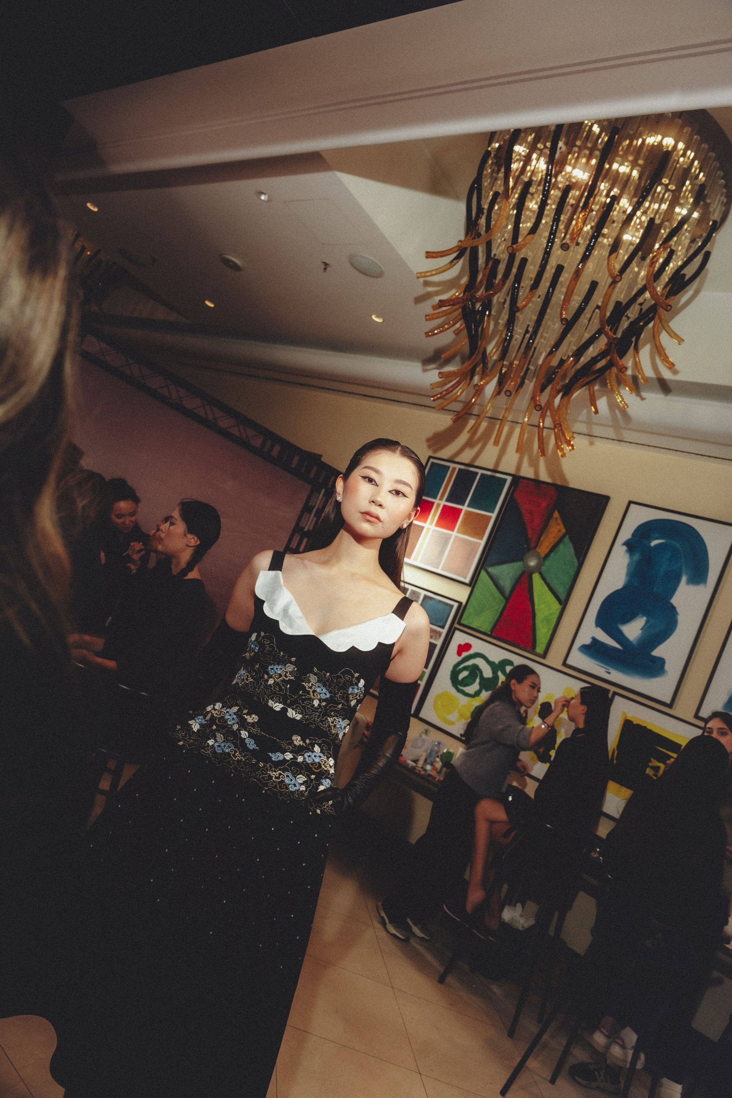 VISA FASHION WEEK ALMATY SS26 / BACKSTAGE ZONE