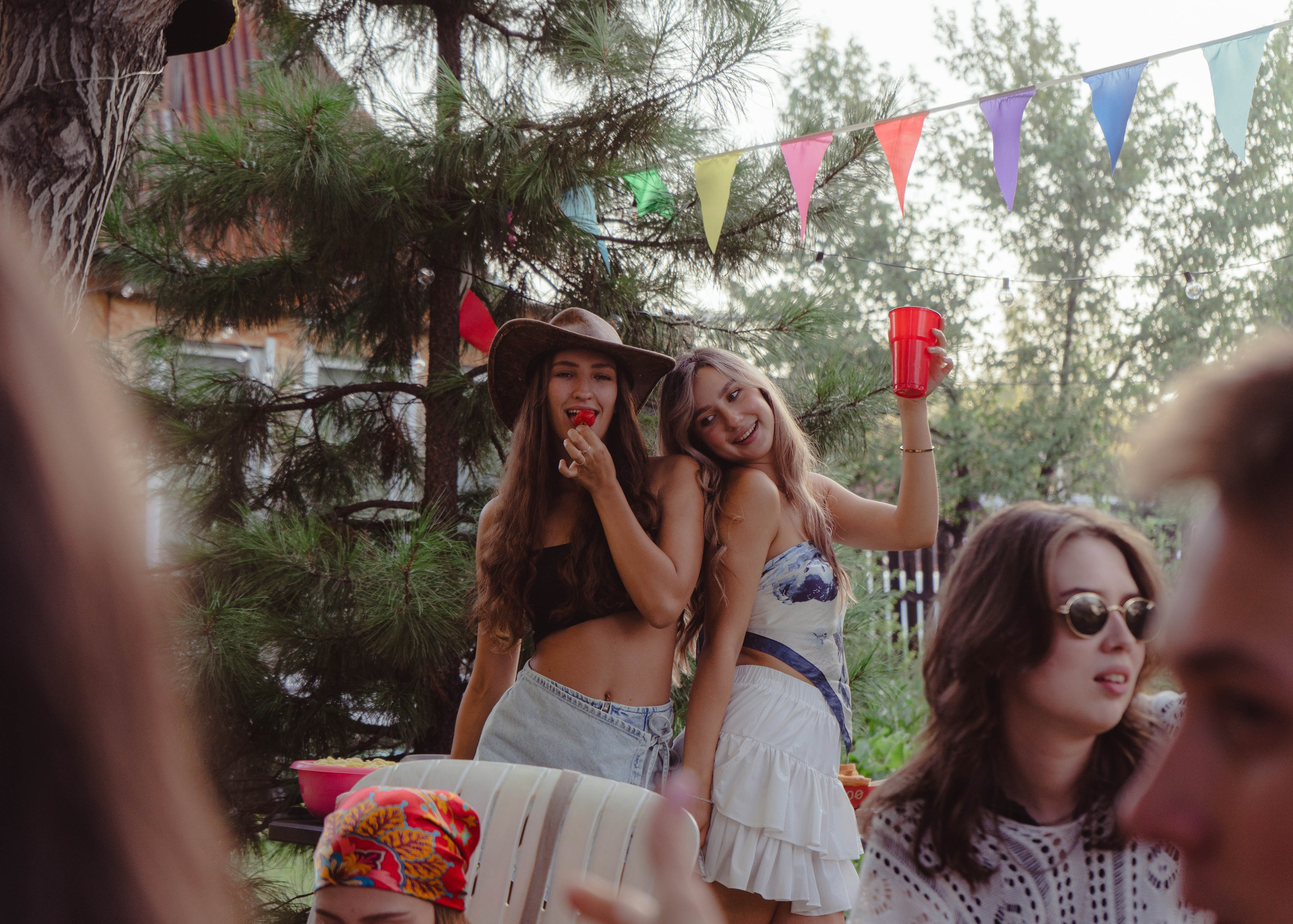 Гавайская вечеринка. Кир Анисин. Режиссер & фотограф