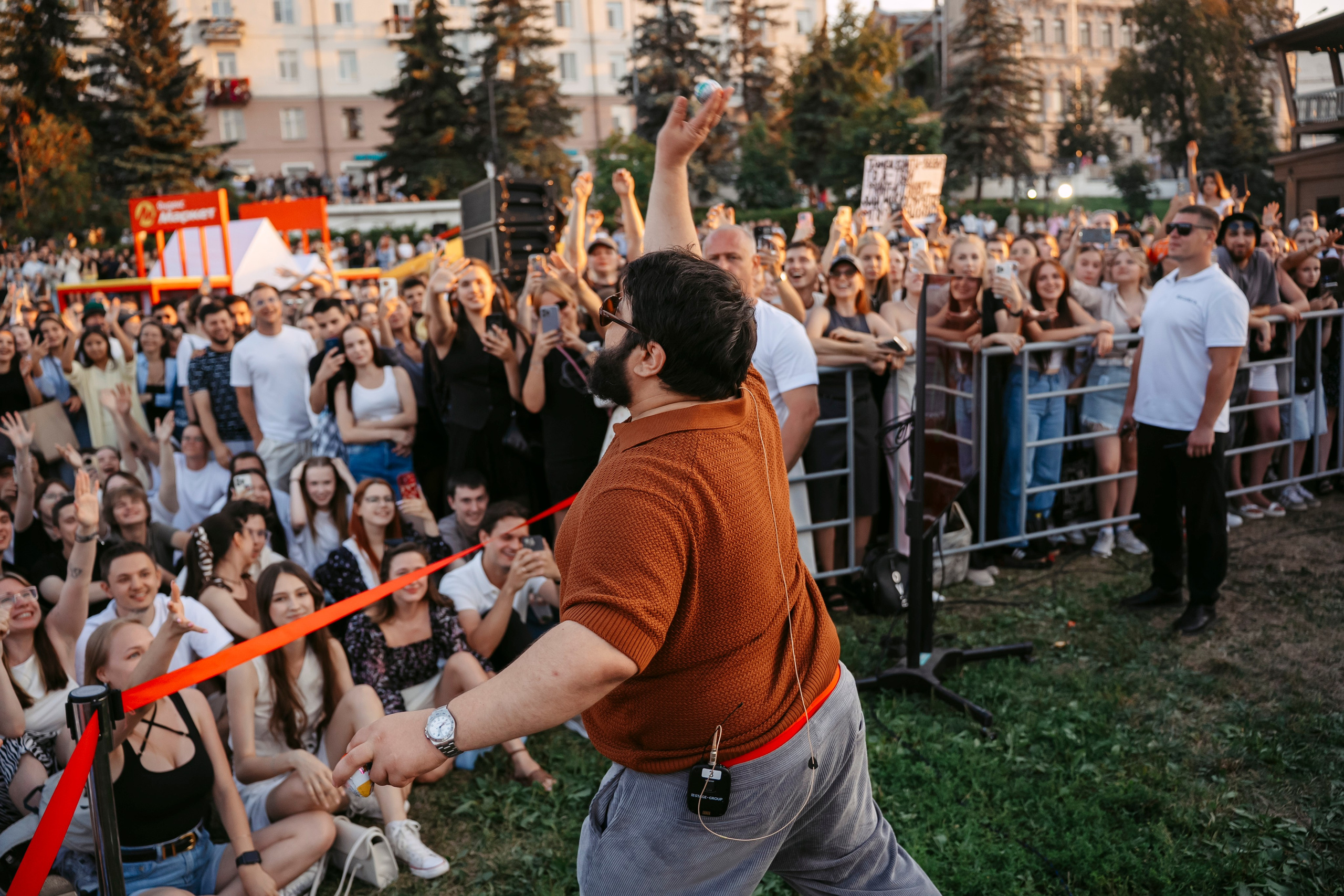 Маркет Маркета. Казань / 2025. Саша Копылов, фотограф в Казани