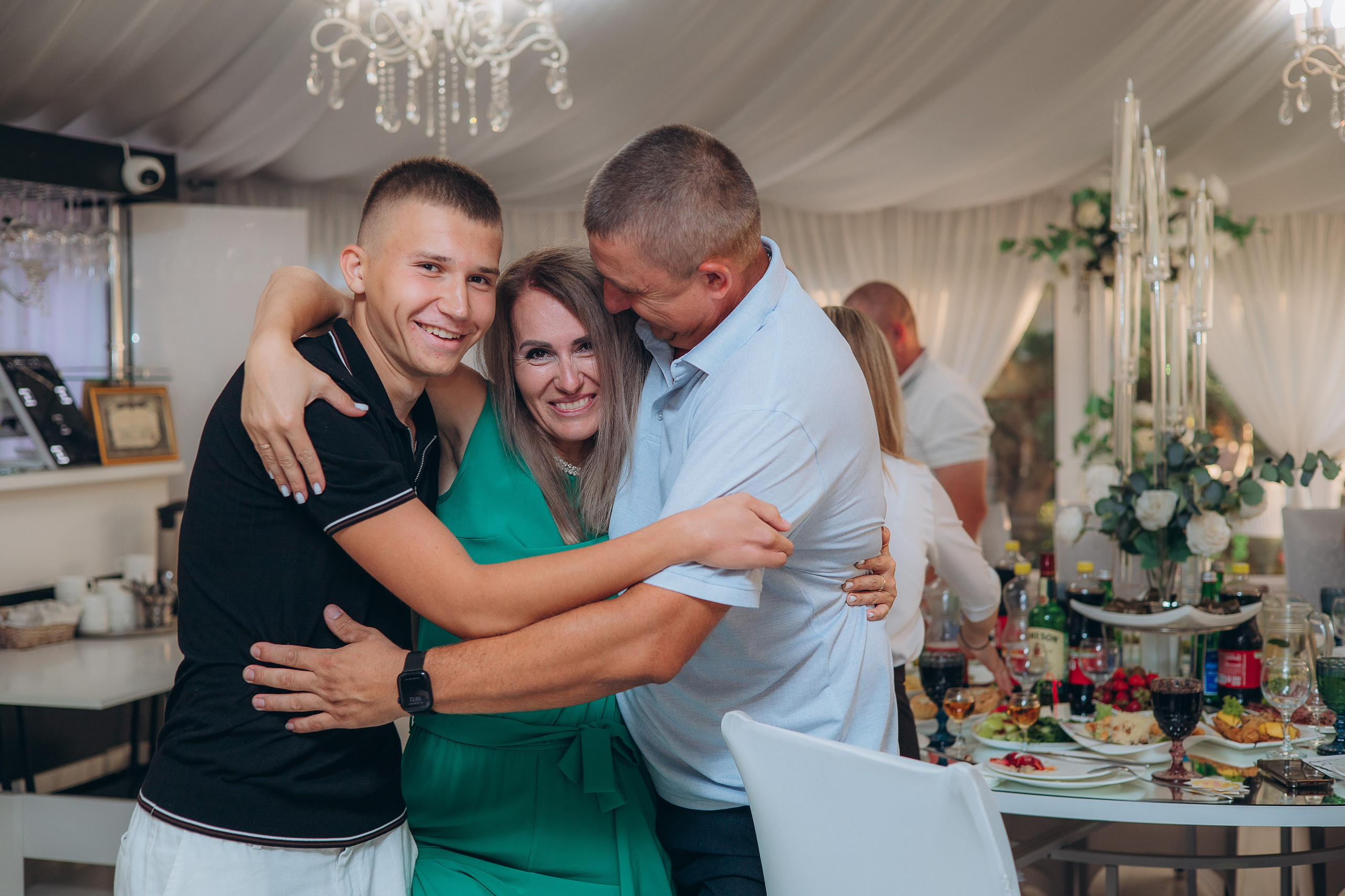 Выпускной 9-11классы. Выпускные книги Анапа Новороссийск Краснодар