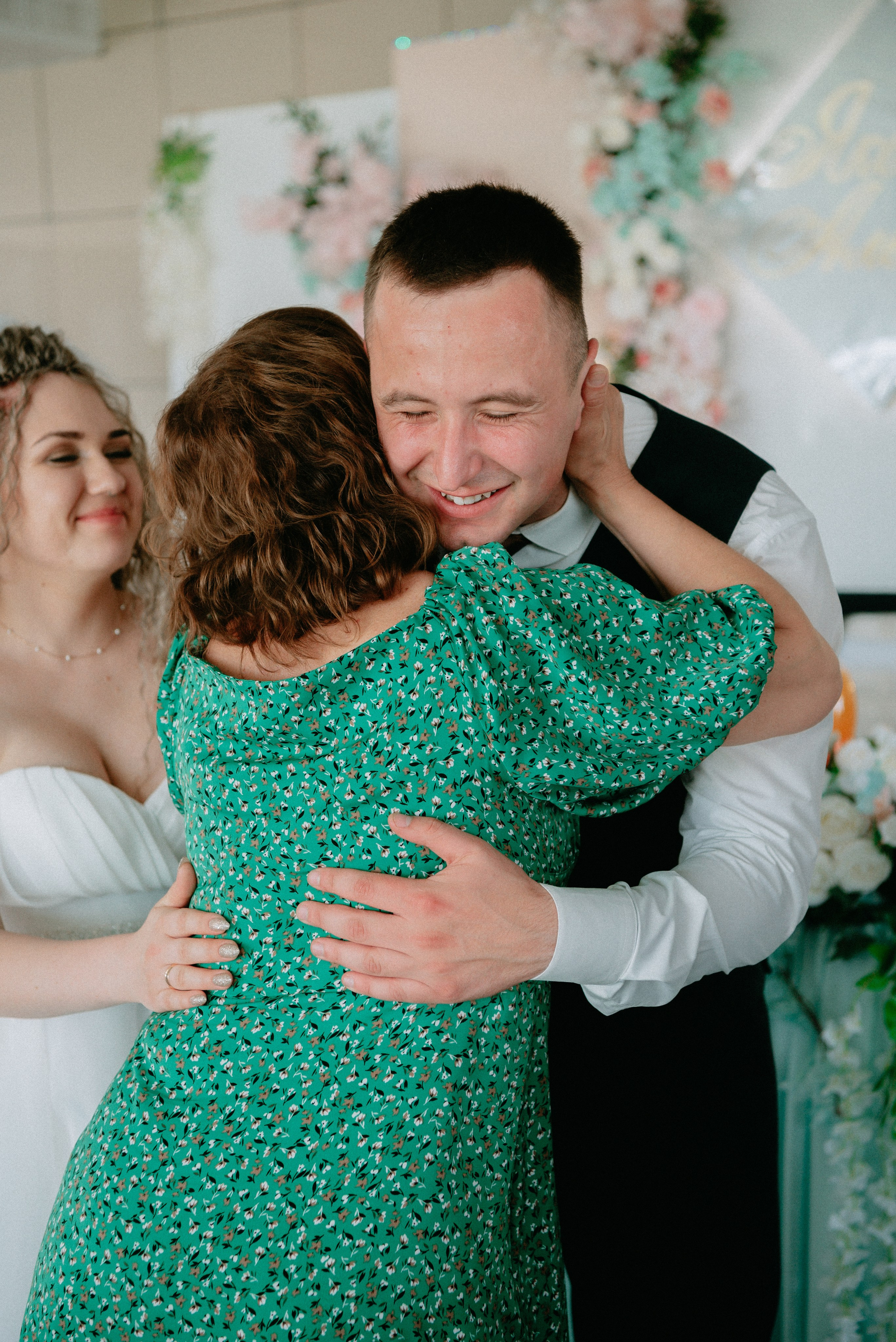 Яков и Алёна. Свадебный день. Свадебный и семейный фотограф Волгоград Анастасия Садовникова