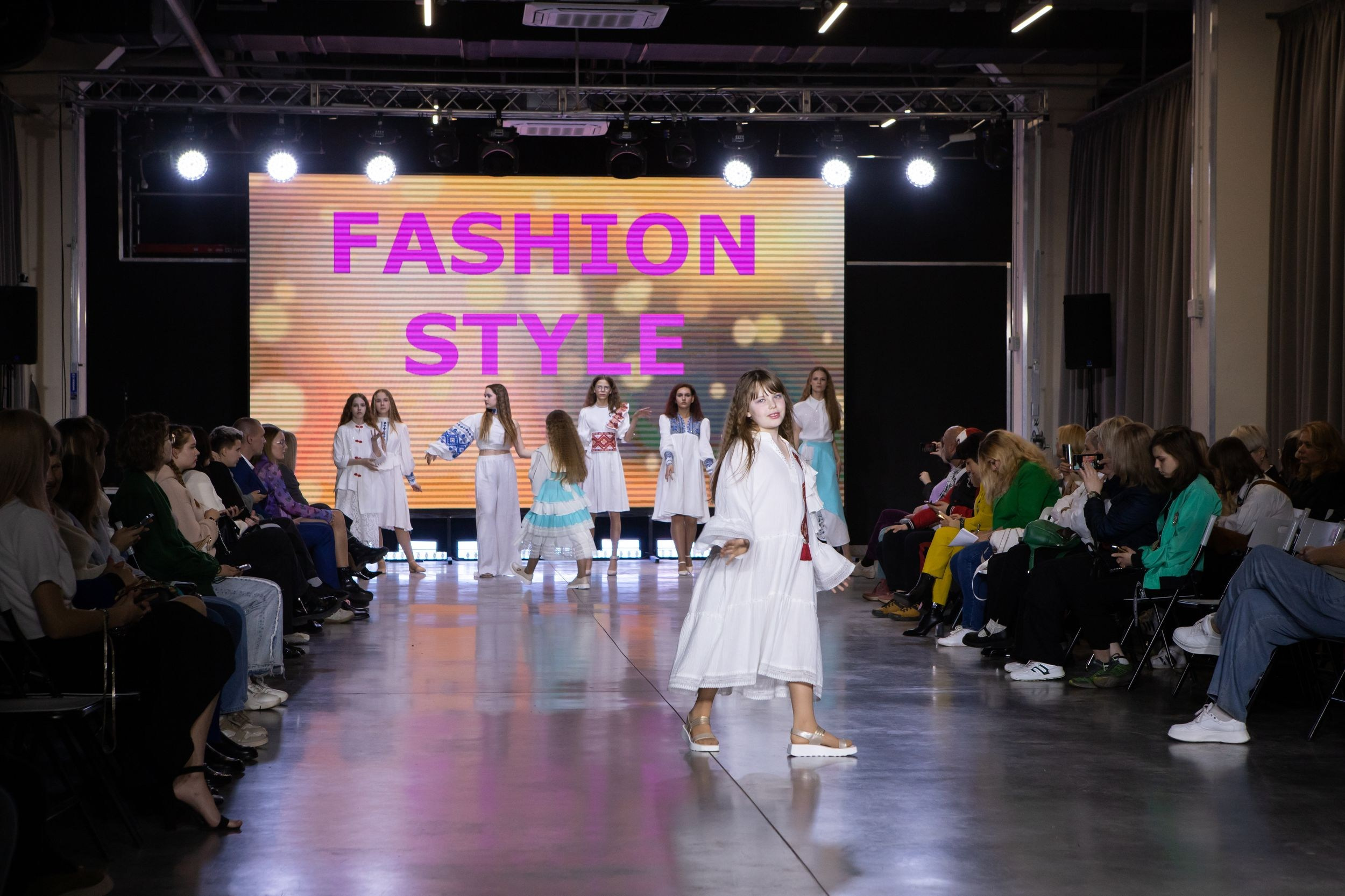 Фестиваль моды и красоты Fashion Style (11 мая 2024). Репортажный фотограф Алексей Пирязев