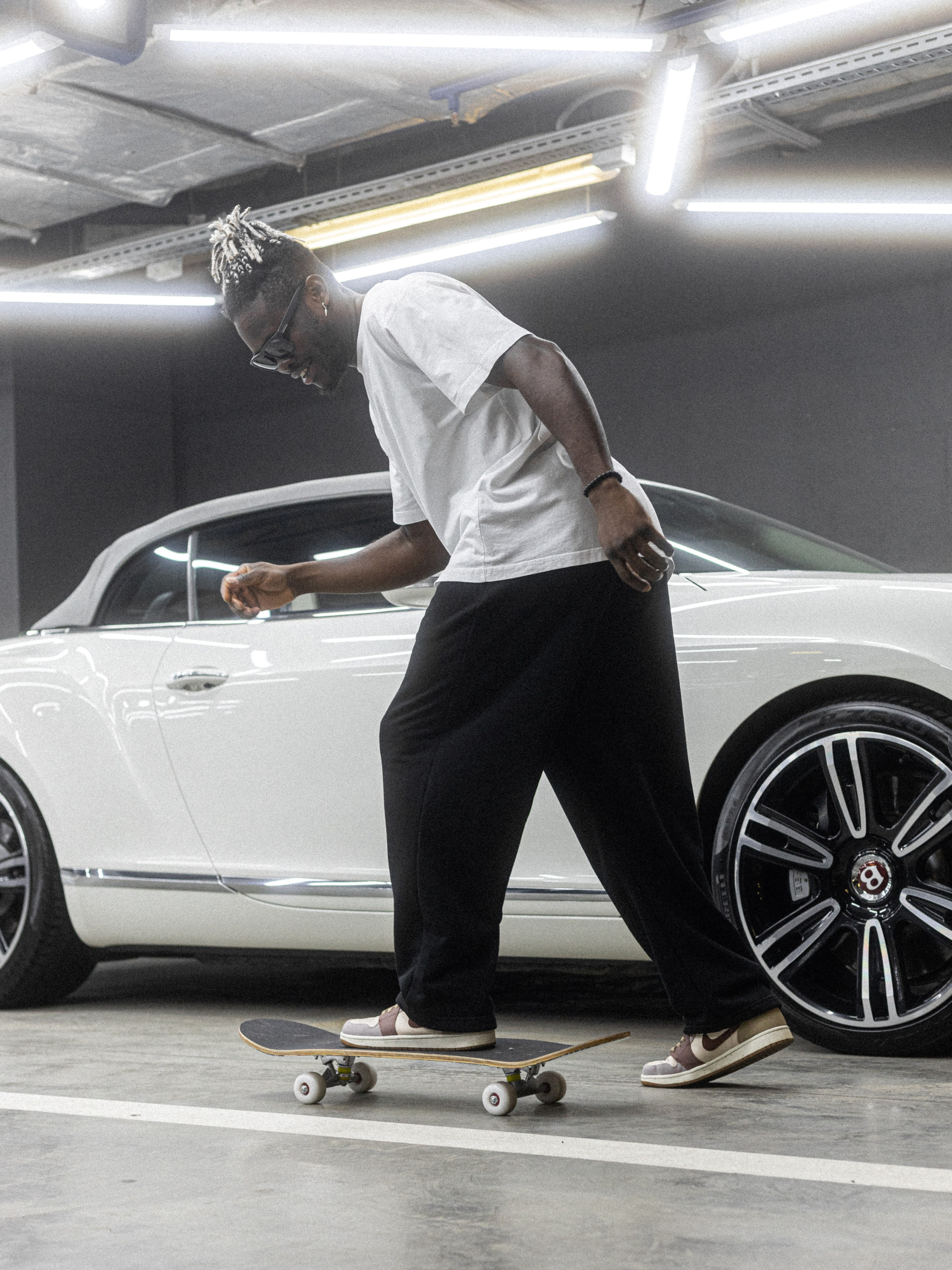 Подземная парковка. Фото для маркетплейсов в самых сочных локациях города Сочи