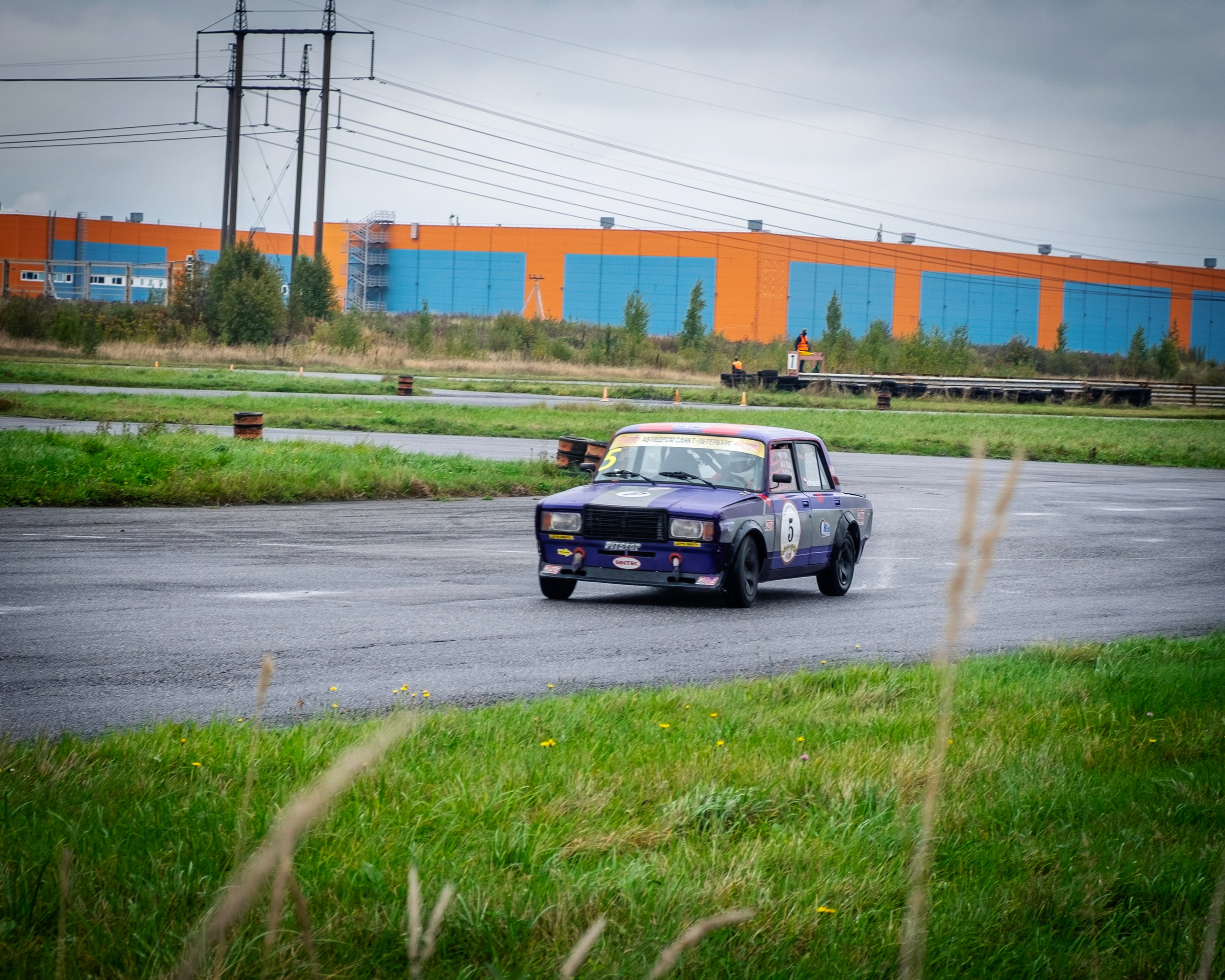 AUTODROM FEST 21.09.25. Автомобильные фотографии и рисунки в Санкт-Петербурги Пашков Дмитрий