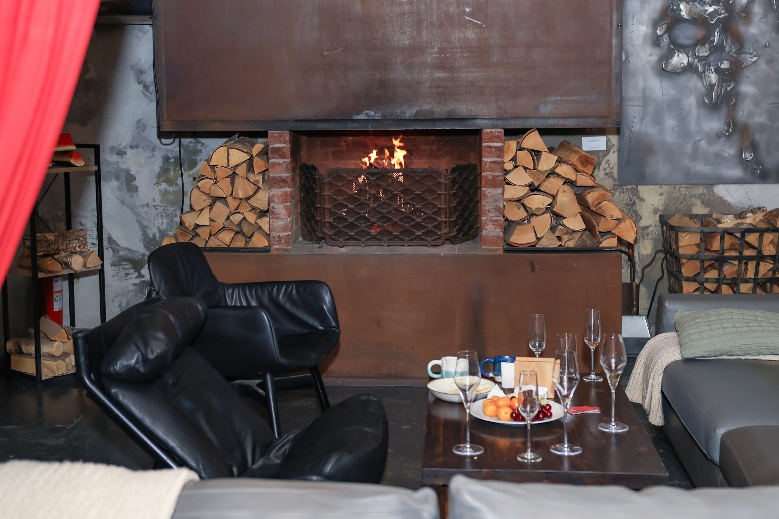 Репортаж с интерактивной встречи в MYS Boutique Hotel 5* (07.07.2026). Репортажный фотограф в Москве Екатерина Ремезова