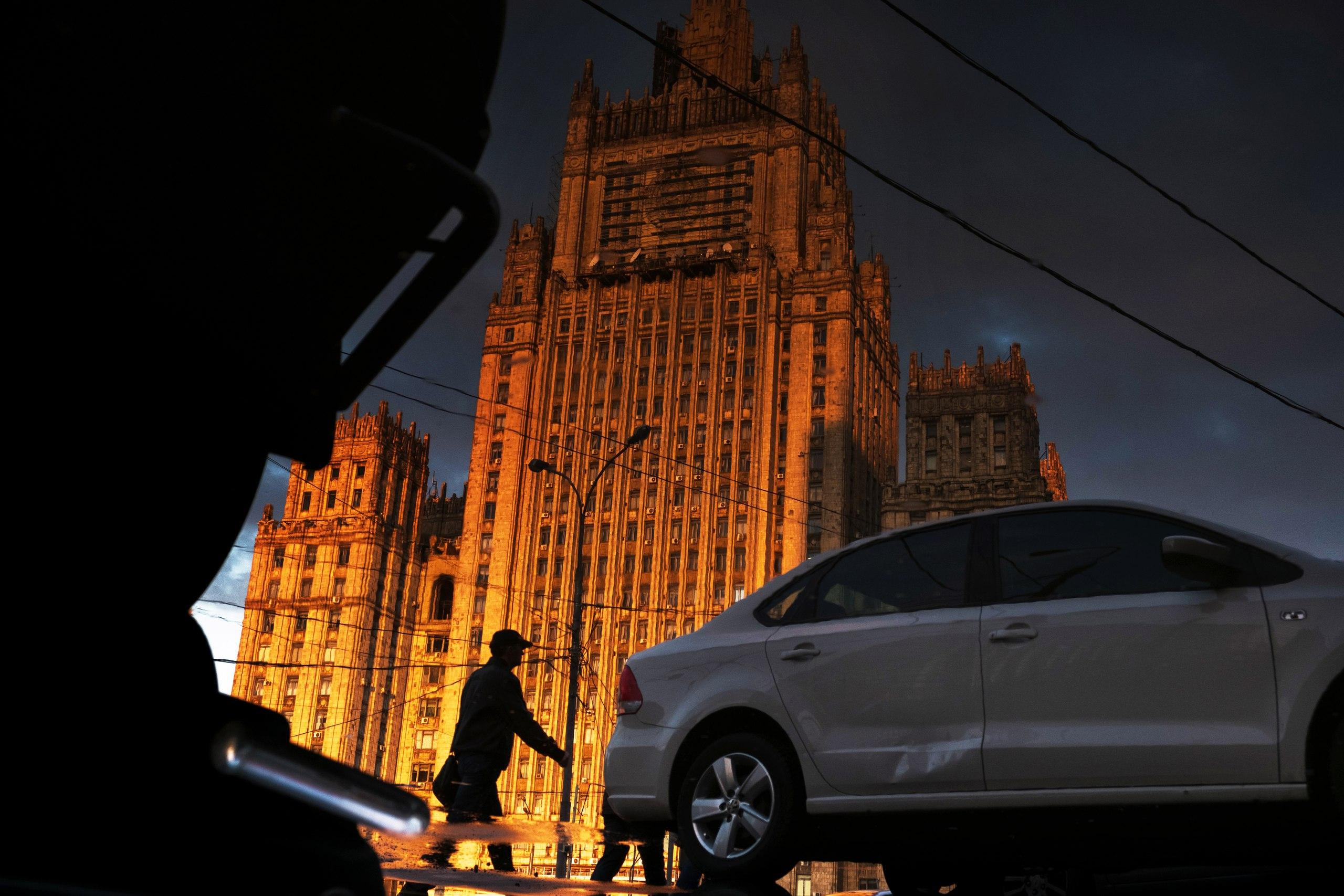 STREET. Photographer Konstantin Gribov