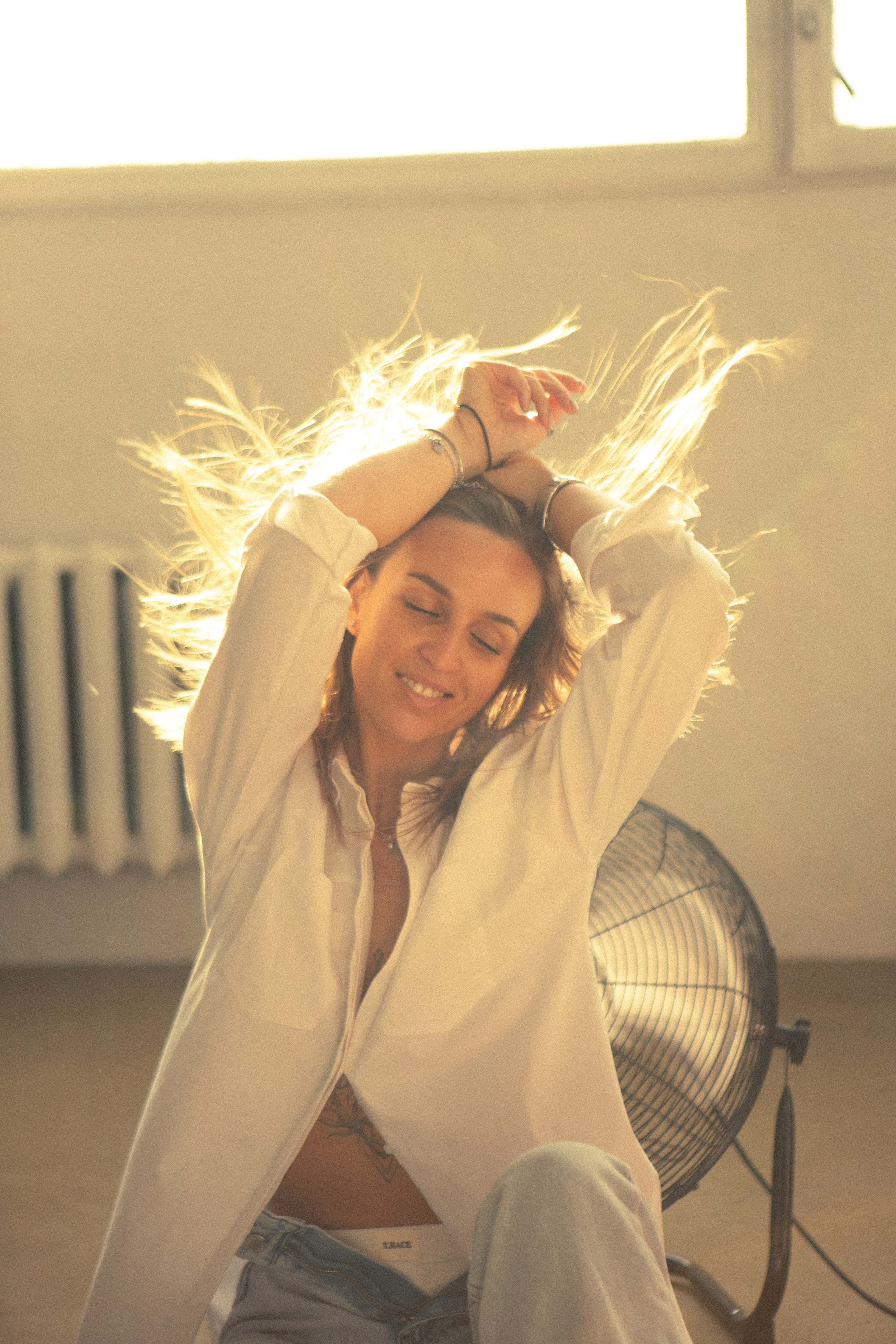 Маша. Контакты