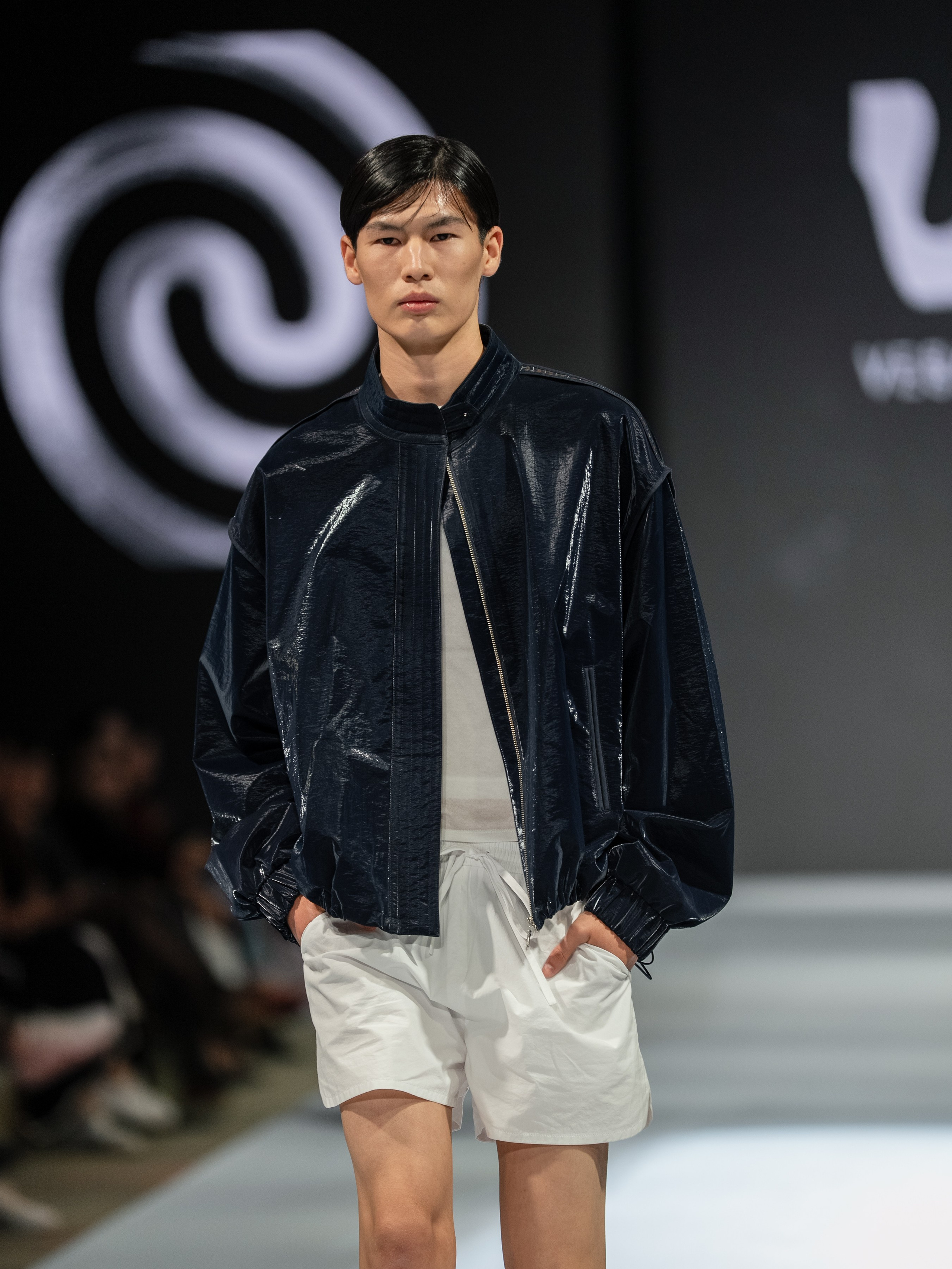 EURASIAN FASHION WEEK Vegan Tiger. Сайт Алматинского НЮ АРТ, будуар и фэшн фотографа Дениса Карпенко