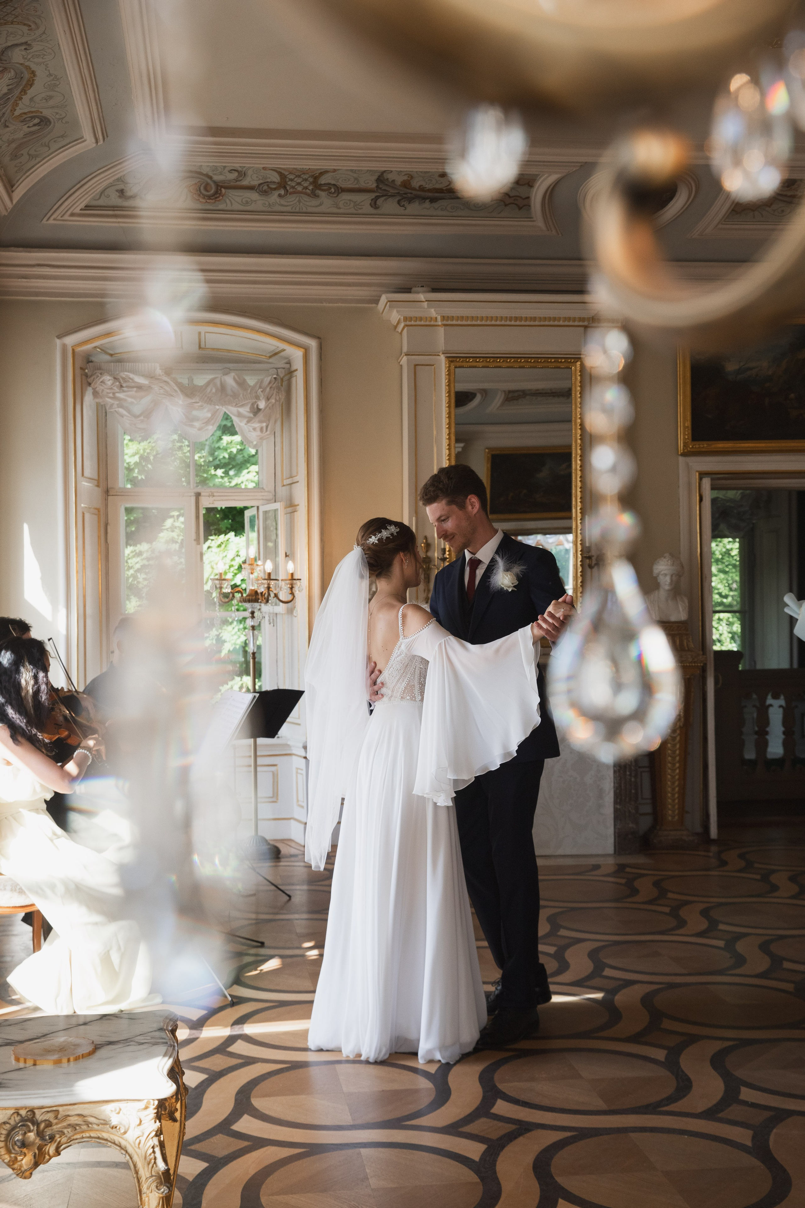 Летняя свадьба в Кусково. Свадебный и портретный фотограф в Москве Мария Кравченко