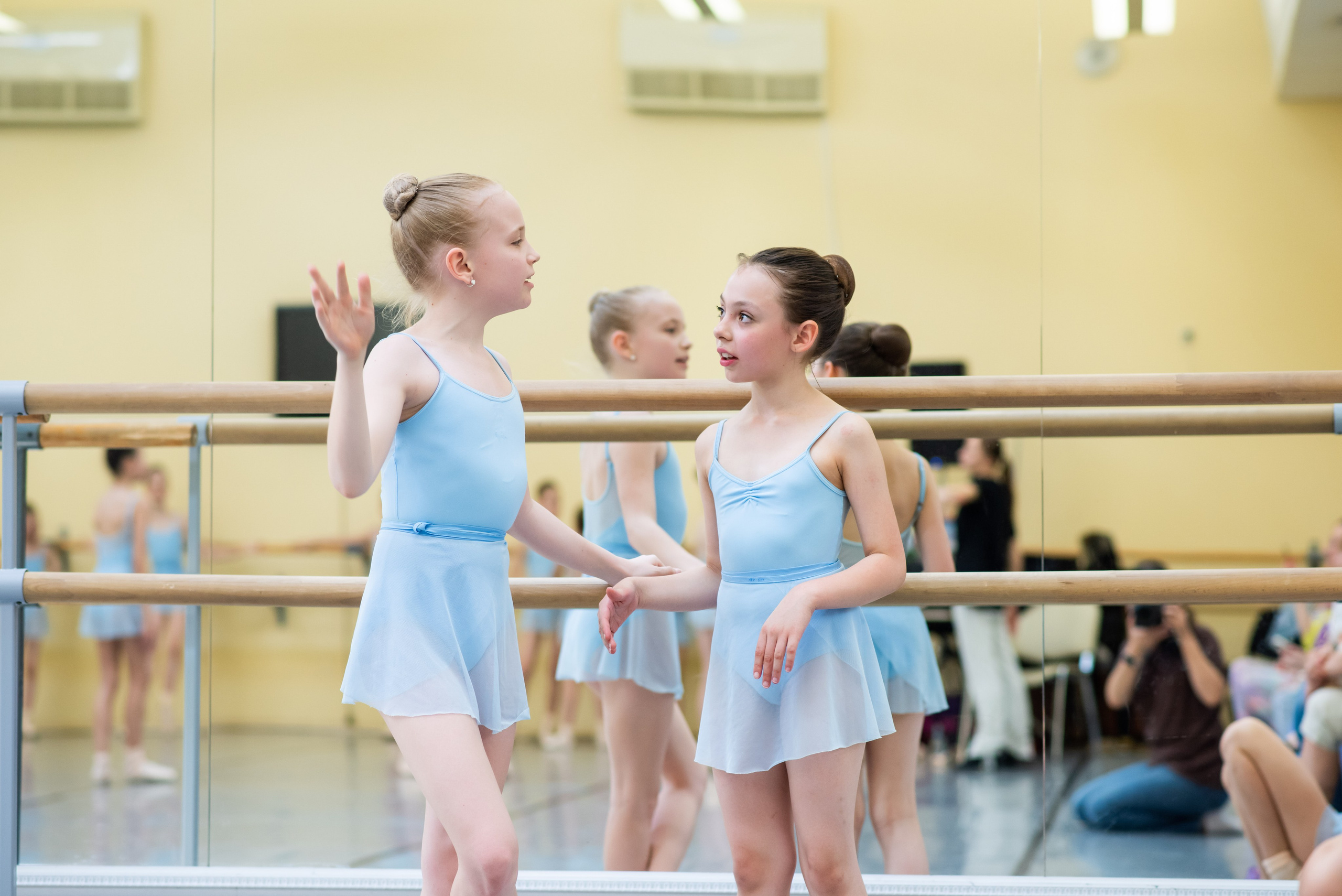 Открытый урок в театре балета «Щелкунчик». Выпускные альбомы в Севастополе, Крыму и Екатеринбурге