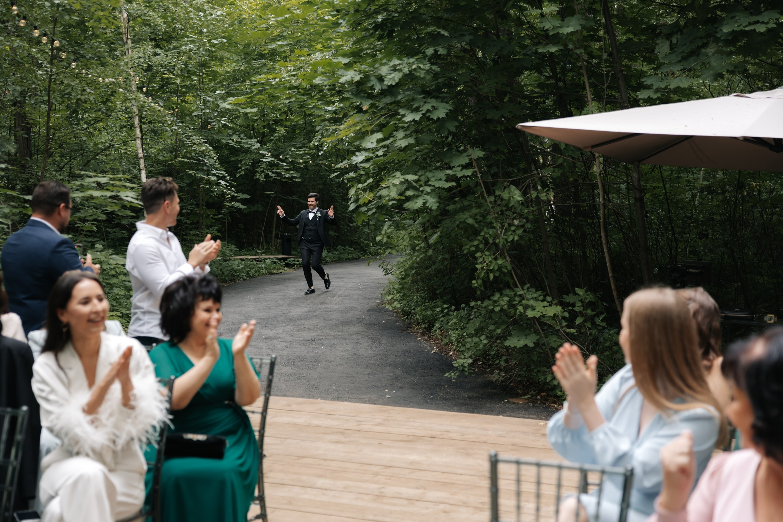 -Давай сделаем вид, что мы нормальные? -НЕТ. Свадебный фотограф Москва Мотеюнайте Виктория