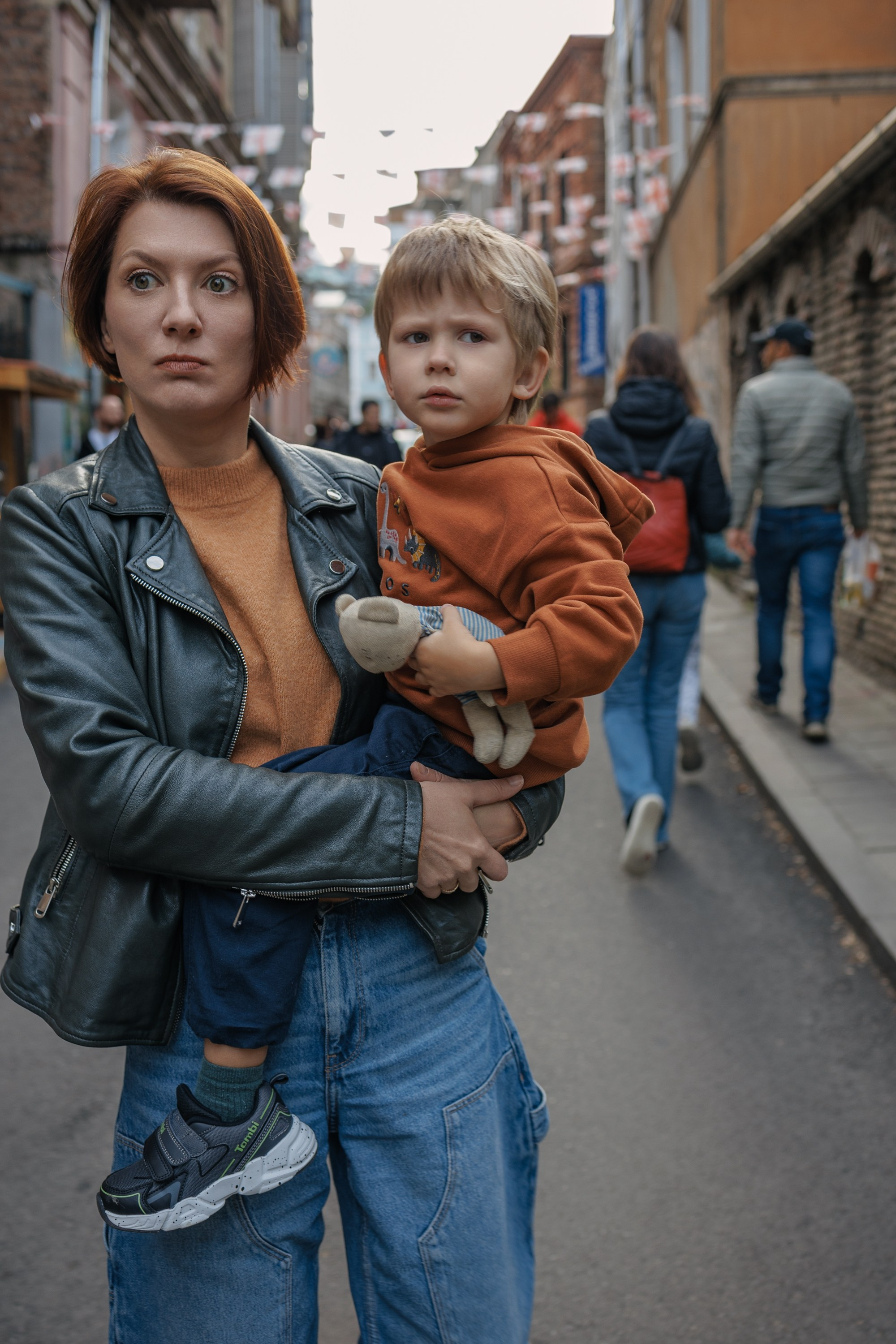 Family photoshoot in Tbilisi, Georgia. Fedor Lemeshko — Destination Wedding and Family Lifestyle photographer